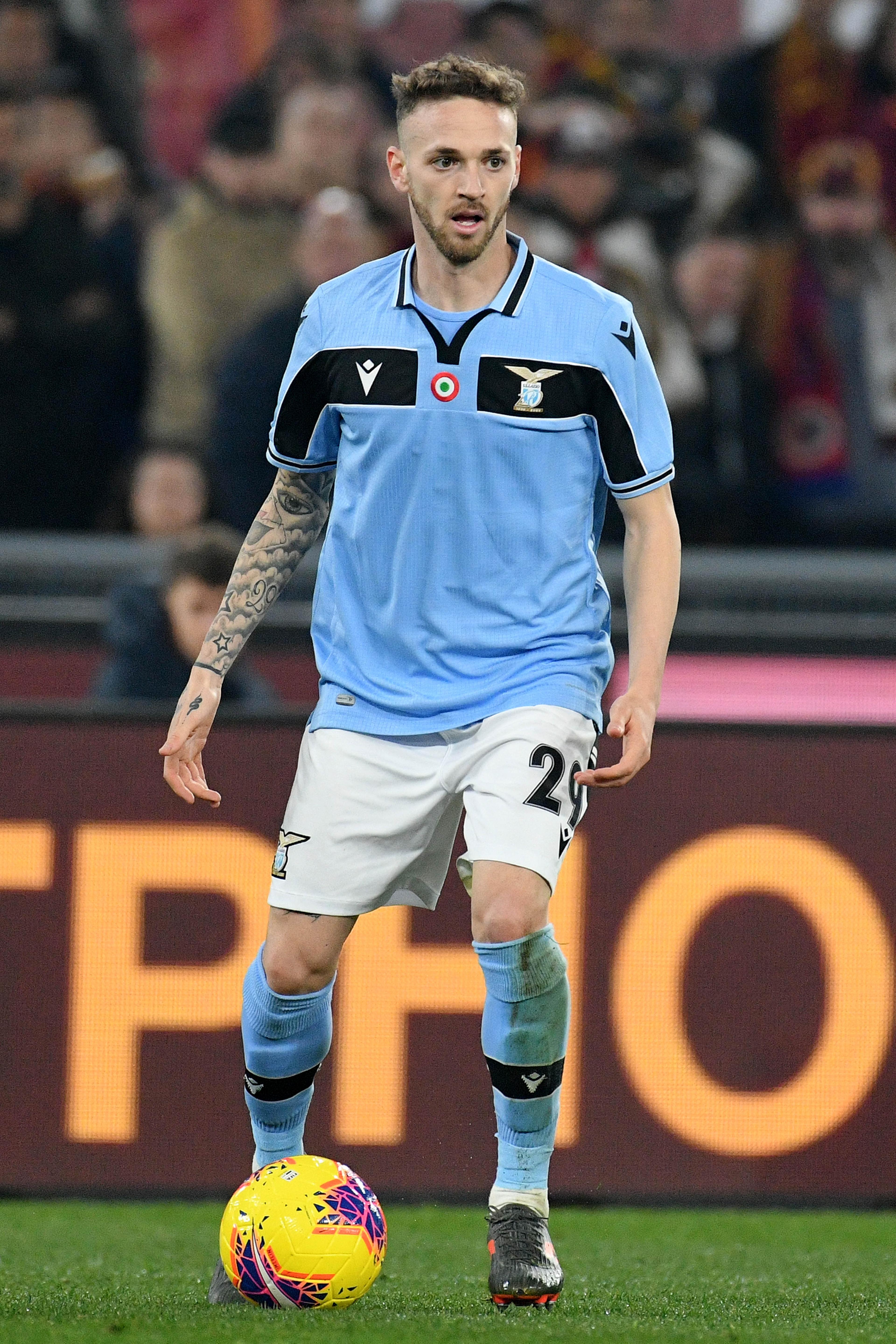 ROME, ITALY - JANUARY 26: Manuel Lazzari of SS Lazio in action during the Serie A match between AS Roma and  SS Lazio at Stadio Olimpico on January 26, 2020 in Rome, Italy. (Photo by Marco Rosi/Getty Images)