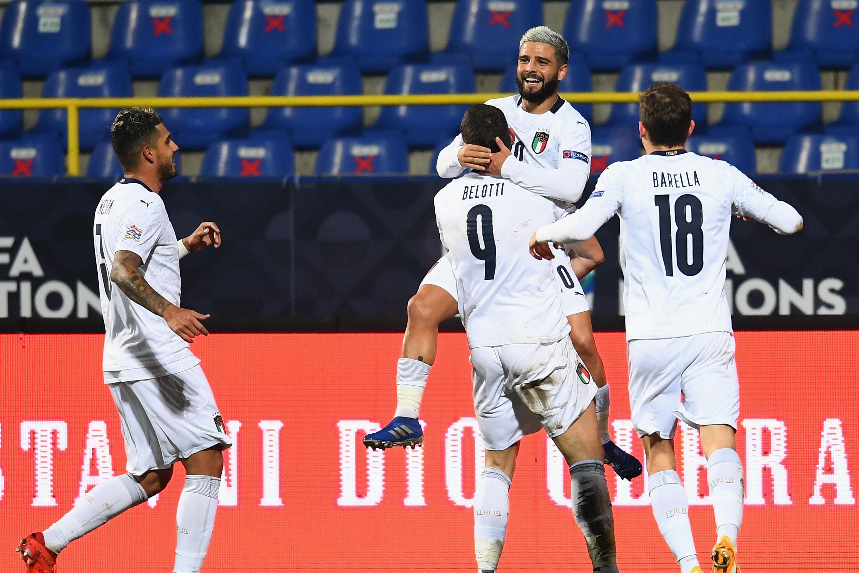SARAJEVO, BOSNIA AND HERZEGOVINA - NOVEMBER 18:  Andrea Belotti of Italy celebrates with team-mates after scoring the opening goal during the UEFA Nations League group stage match between Bosnia-Herzegovina and Italy at Bilino Polje Stadium on November 18, 2020 in Zenica, Bosnia and Herzegovina.  (Photo by Claudio Villa/Getty Images) *** Local Caption *** Andrea Belotti