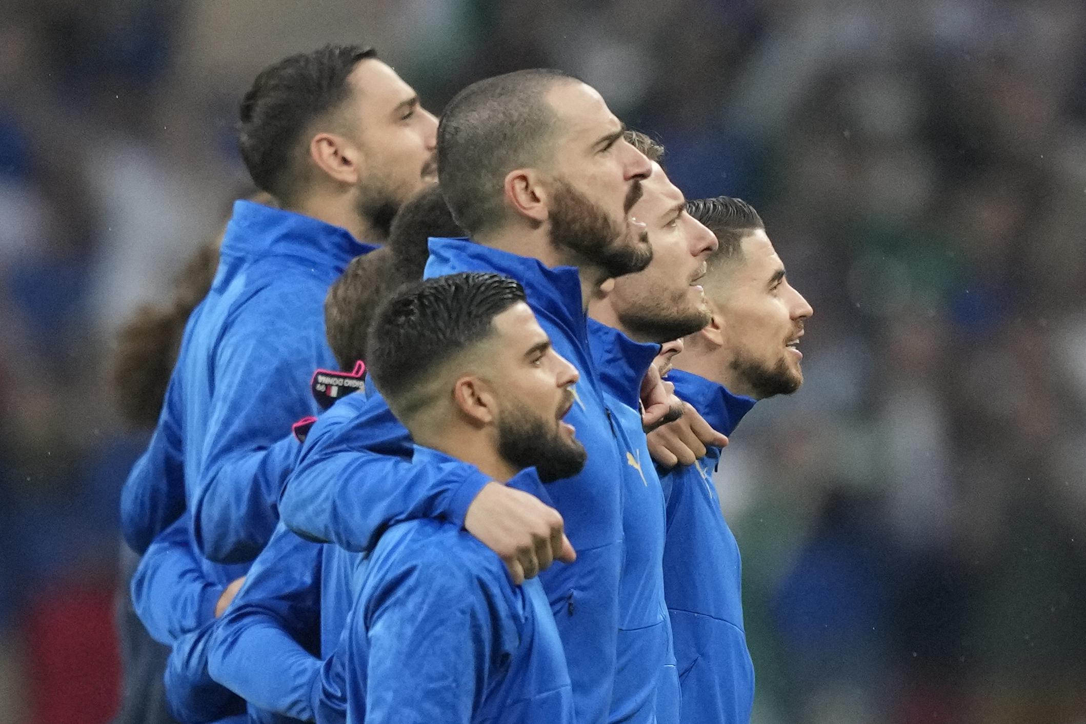 Italy players sing their national anthem before the start of the UEFA EURO 2020 final football match between Italy and England at the Wembley Stadium in London on July 11, 2021. (Photo by Frank Augstein / POOL / AFP) (Photo by FRANK AUGSTEIN/POOL/AFP via Getty Images)