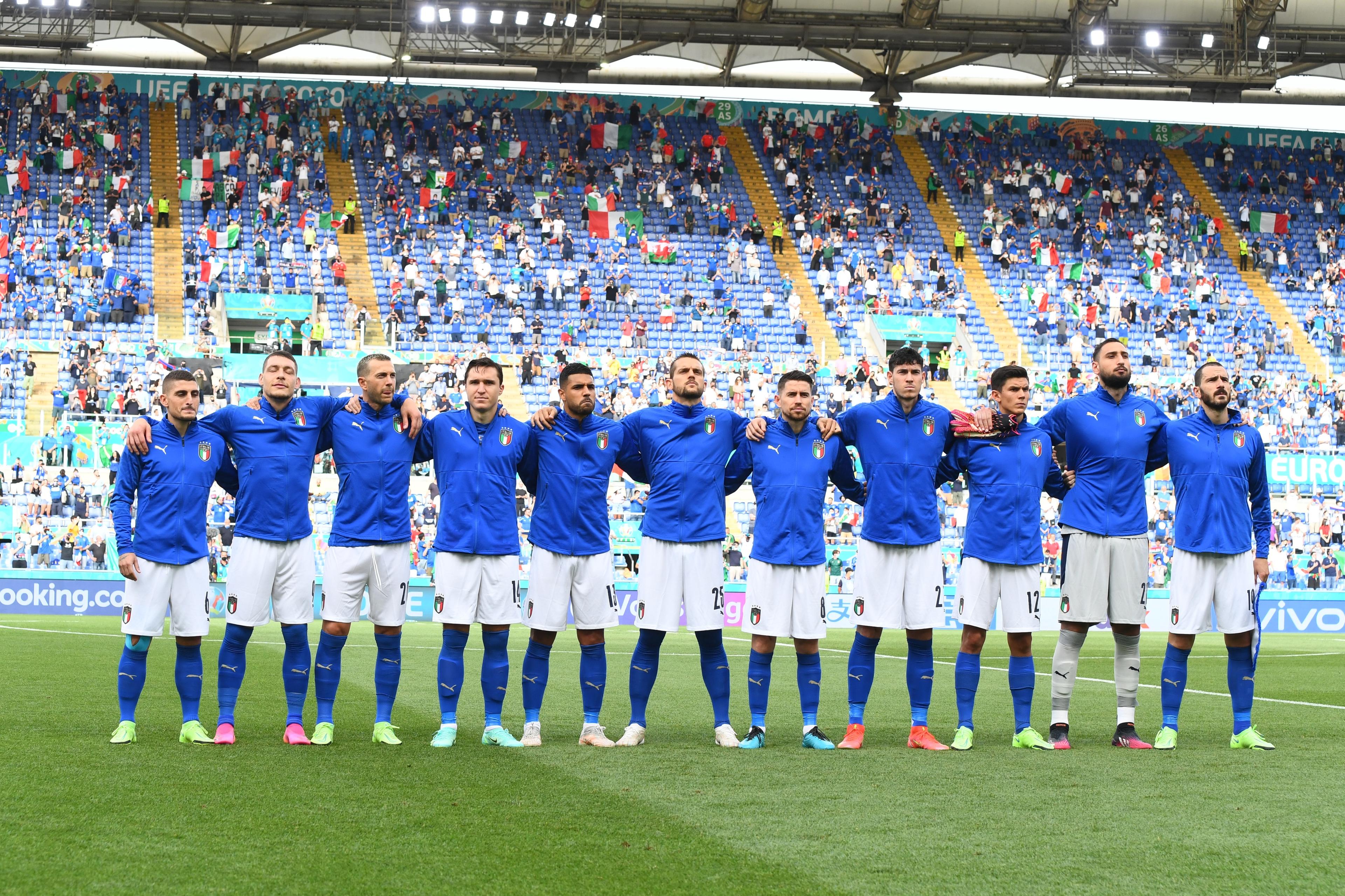 ROME, ITALY - JUNE 20: Players of Italy line-up prior to the UEFA Euro 2020 Championship Group A match between Italy and Wales at Olimpico Stadium on June 20, 2021 in Rome, Italy. (Photo by Claudio Villa/Getty Images)