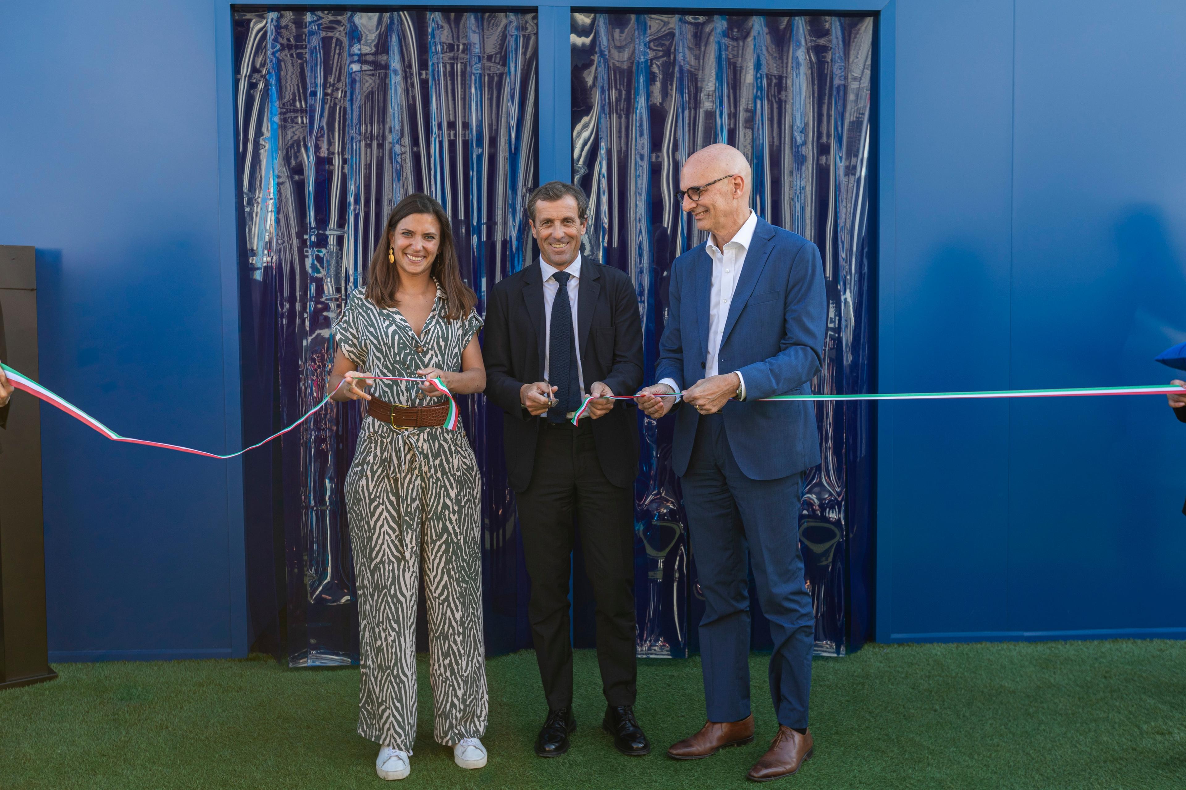 Casa Azzurri a Milano è aperta: inaugurata la Fan Zone in piazza Duca d’Aosta. La Mostra Immersiva uno spettacolo unico