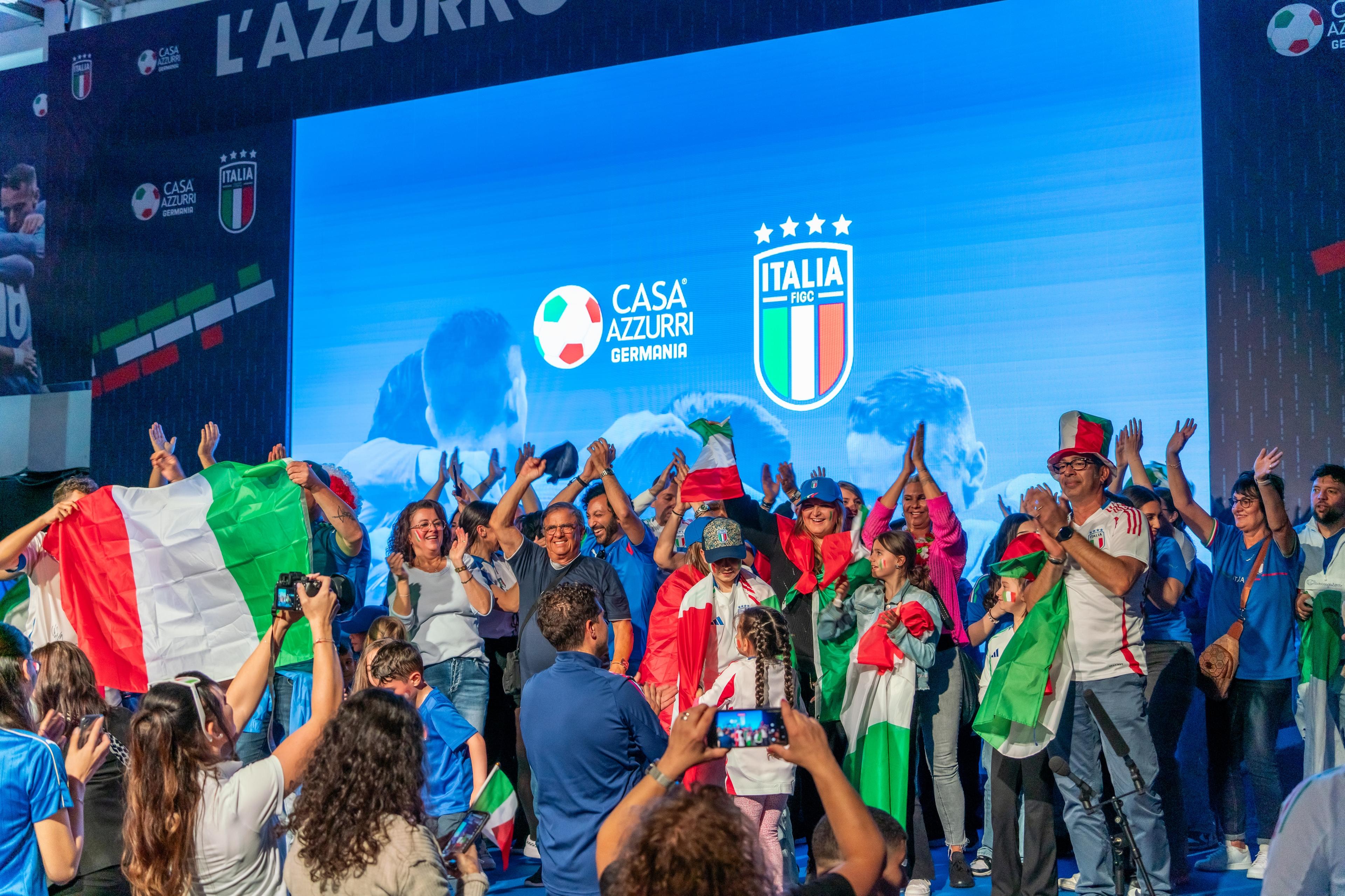 La Nazionale spopola sui social: già 12 milioni di interazioni. E a Casa Azzurri è Ital-Mania: oltre 13mila persone registrate a Iserlohn