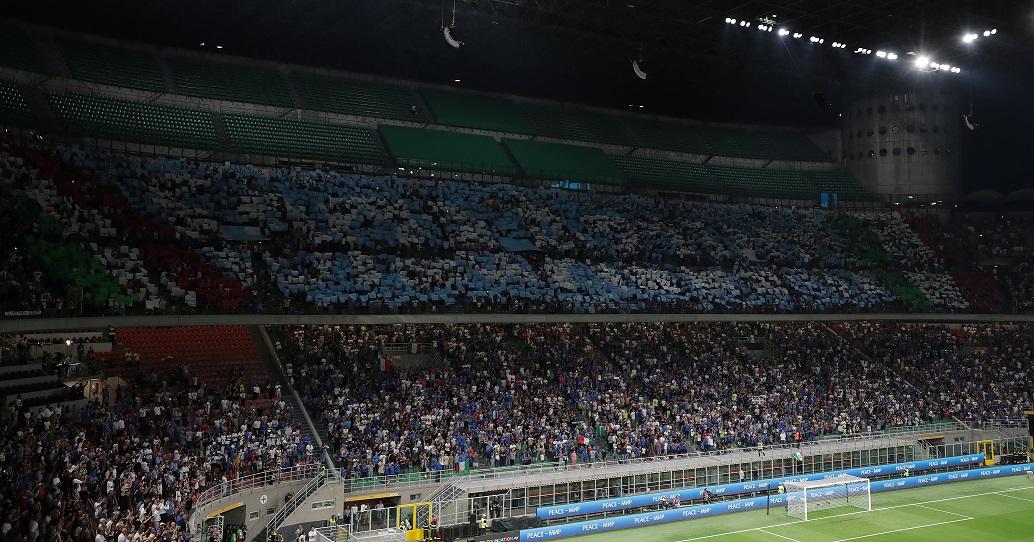 MILAN, ITALY - SEPTEMBER 12: Italy fans show their supportduring the UEFA EURO 2024 European qualifier match between Italy and Ukraine at Stadio San Siro on September 12, 2023 in Milan, Italy. (Photo by Emilio Andreoli/Getty Images)