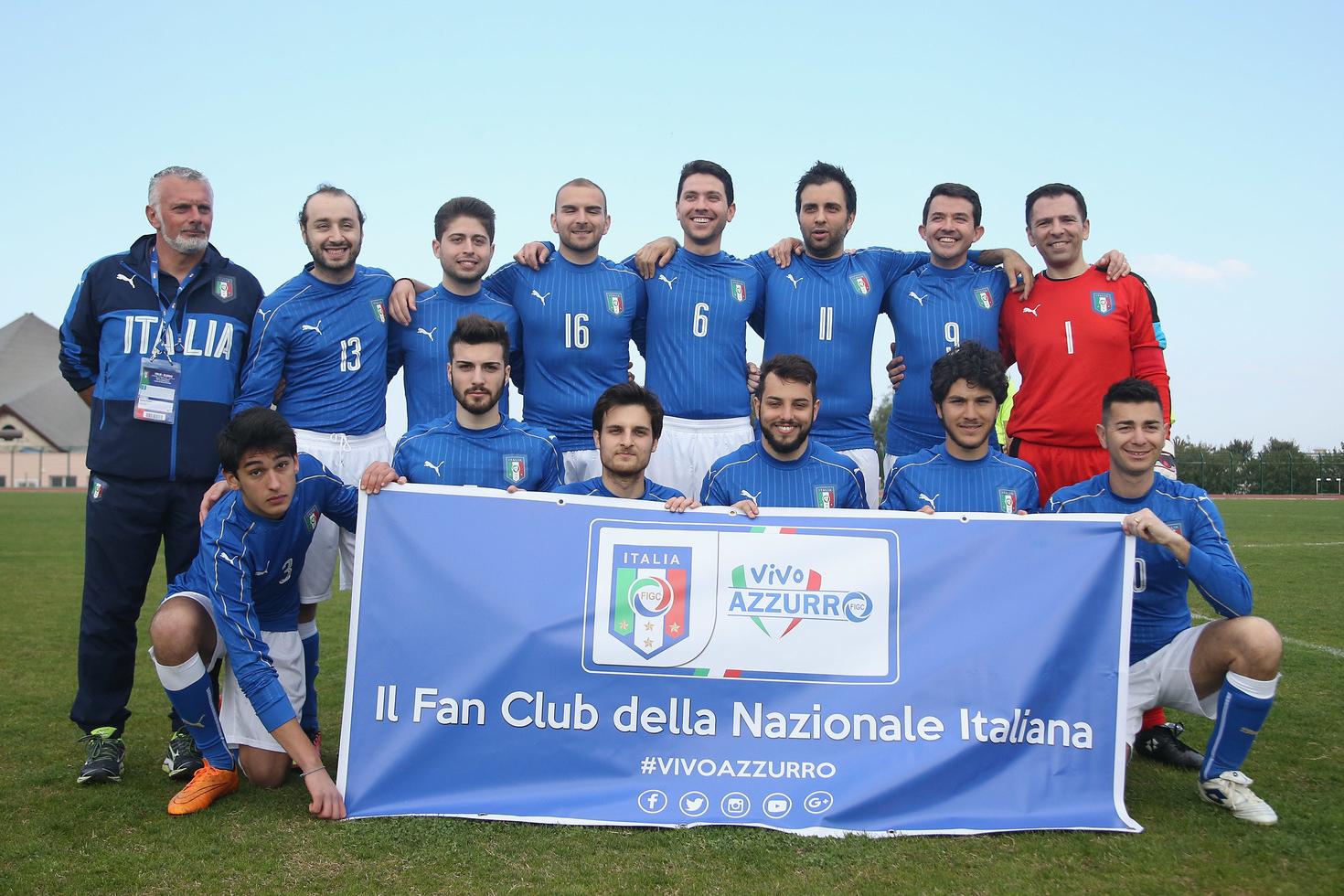 Rappresenta l'Italia ai Fan Match, le sfide ufficiali tra le Nazionali dei Tifosi!
