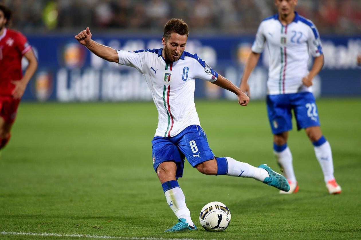 FLORENCE, ITALY - SEPTEMBER 03: Andrea Bertolacci of Italy in action during the UEFA EURO 2016 qualifier between Italy and Malta on September 3, 2015 in Florence, Italy. (Photo by Claudio Villa/Getty Images)