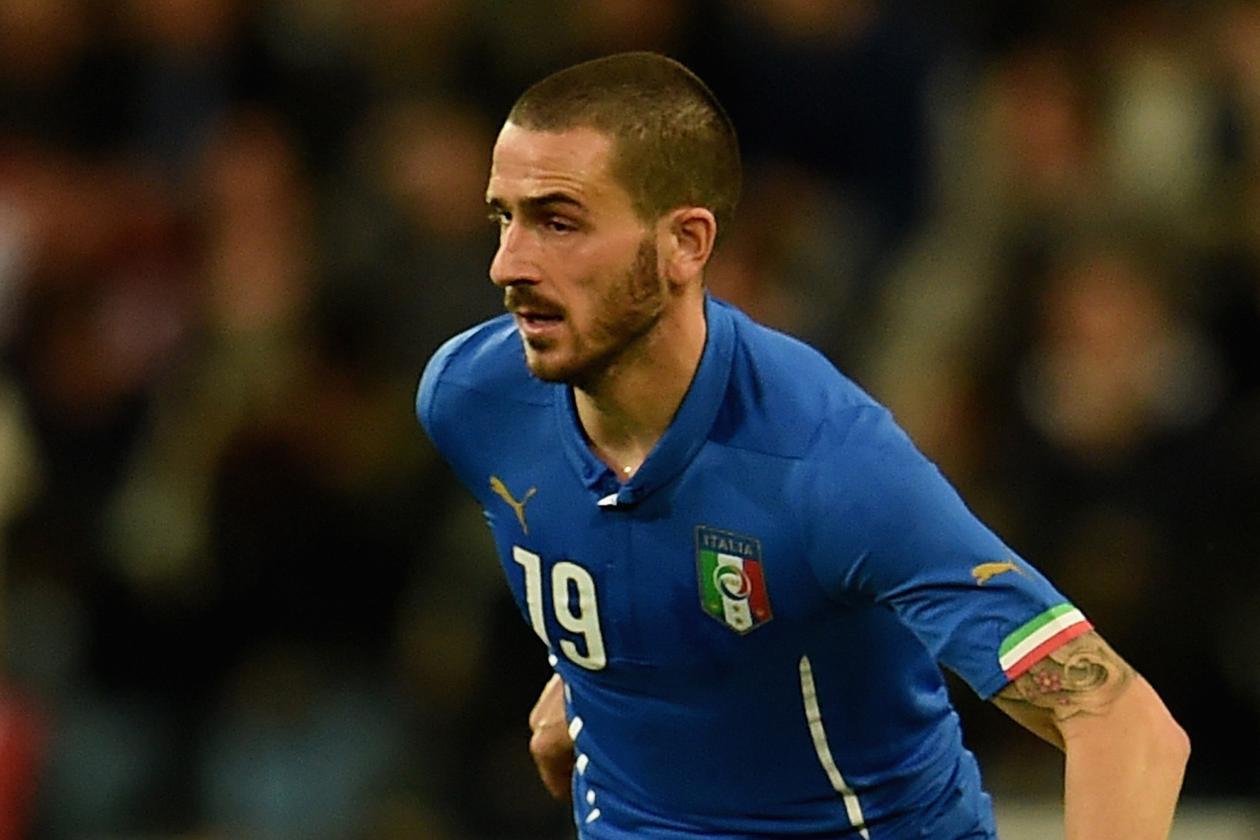 TURIN, ITALY - MARCH 31:  Leonardo Bonucci of Italy #19 in action during the international friendly match between Italy and England at the Juventus Arena on March 31, 2015 in Turin, Italy.  (Photo by Claudio Villa/Getty Images)