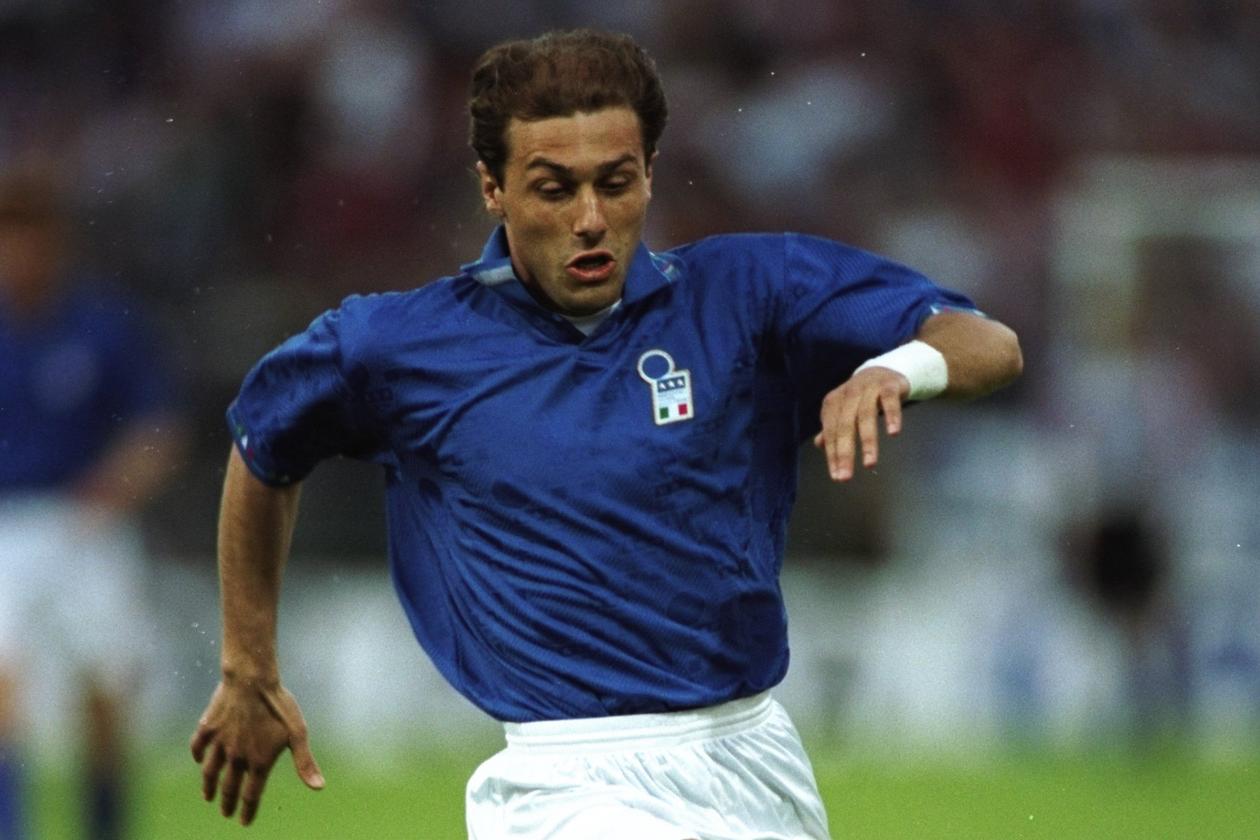 27 May 1994:  Antonio Conte of Italy in action during a match against Finland in Italy. Italy won the match 2-0. \\\\ Mandatory Credit: Shaun  Botterill/Allsport