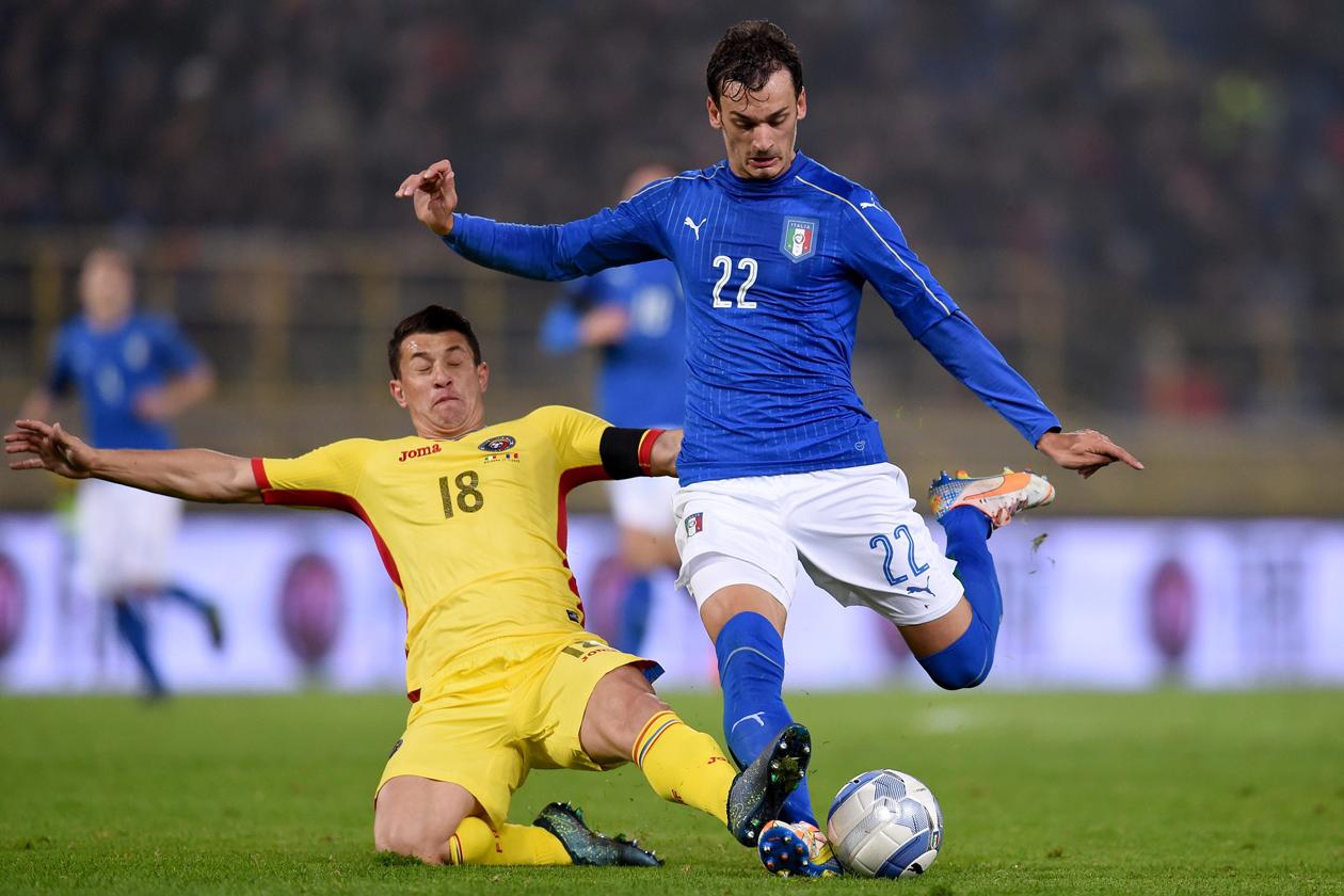 BOLOGNA, ITALY - NOVEMBER 17:  Manolo Gabbiadini of Italy #22 in action during the international friendly match between Italy and Romania at Stadio Renato Dall\\'Ara on November 17, 2015 in Bologna, Italy.  (Photo by Claudio Villa/Getty Images)