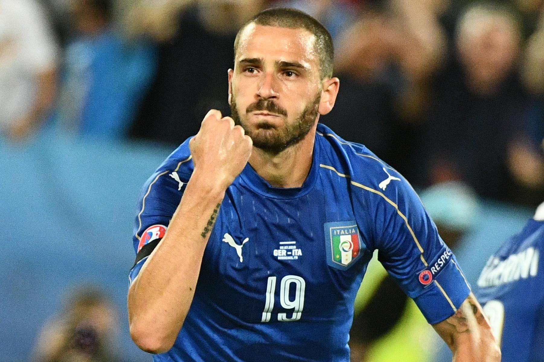 TOPSHOT - Italy\\'s defender Leonardo Bonucci celebrates scoring a penalty shot giving Italy their first goal of the match during the Euro 2016 quarter-final football match between Germany and Italy at the Matmut Atlantique stadium in Bordeaux on July 2, 2016.\\n / AFP / VINCENZO PINTO        (Photo credit should read VINCENZO PINTO/AFP/Getty Images)