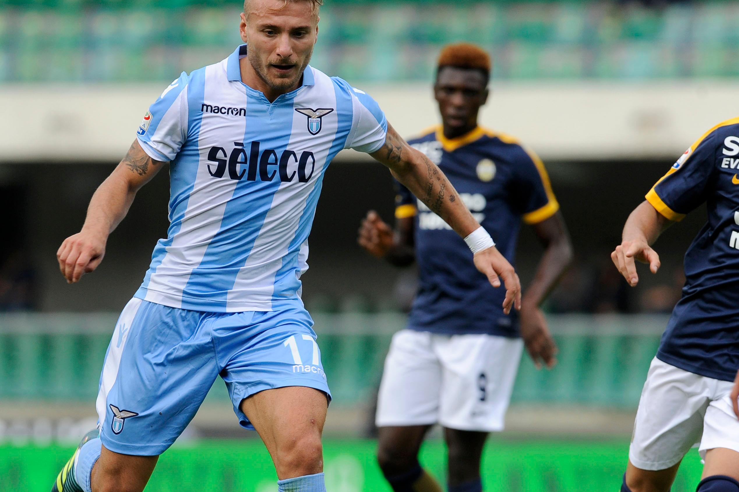 VERONA, VERONA - SEPTEMBER 24: Ciro Immobile of SS Lazio during the Serie A match between Hellas Verona FC and SS Lazio at Stadio Marc\\'Antonio Bentegodi on September 24, 2017 in Verona, Italy.  (Photo by Marco Rosi/Getty Images)