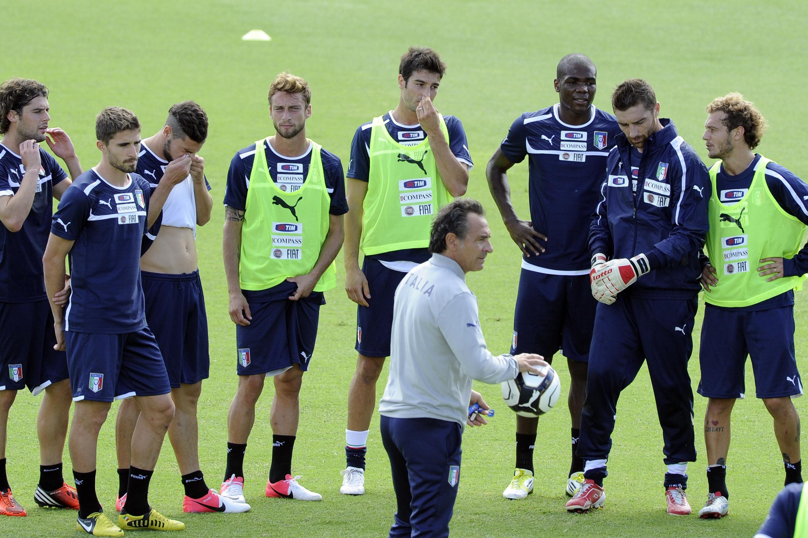 FLORENCE, ITALY - SEPTEMBER 04:  Italy head coach Cesare Prandelli during a training session at Coverciano on September 4, 2012 in Florence, Italy.  (Photo by Claudio Villa/Getty Images)