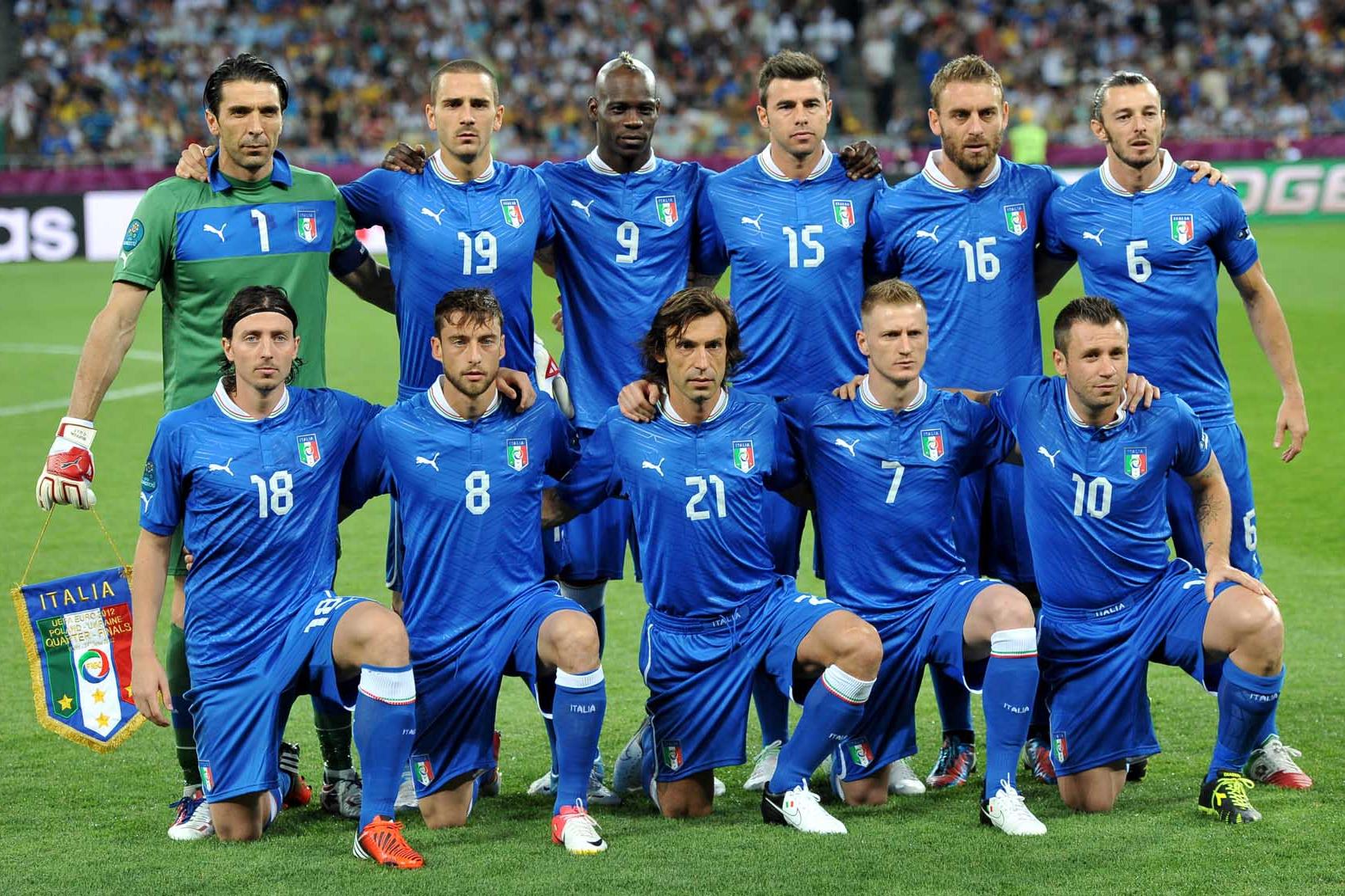 FORMAZIONE (Italia)\\rKiev 24/06/2012  \"Stadio Olimpico\"\\rFootball calcio Europeo 2012 Inghilterra Vs Italia\\rFootball Calcio Euro 2012\\rFoto Insidefoto Alessandro Sabattini\\r\\r\\r