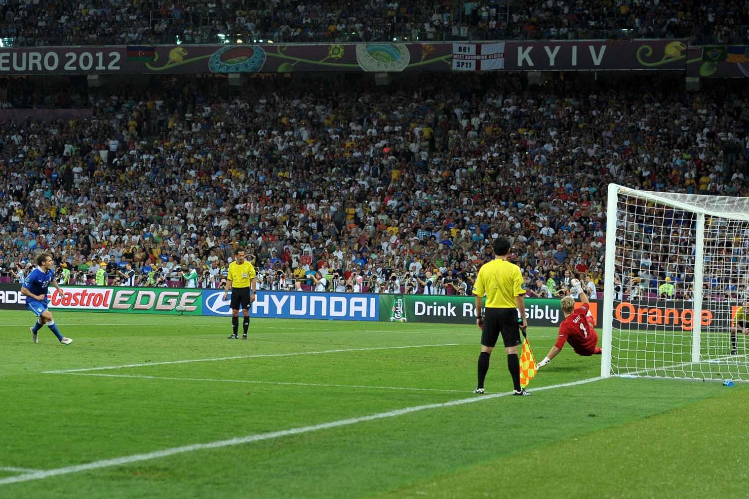 il gol di Alessandro DIAMANTI (Italia)\\rKiev 24/06/2012  \"Stadio Olimpico\"\\rFootball calcio Europeo 2012 Inghilterra Vs Italia\\rFootball Calcio Euro 2012\\rFoto Insidefoto Alessandro Sabattini\\r\\r\\r