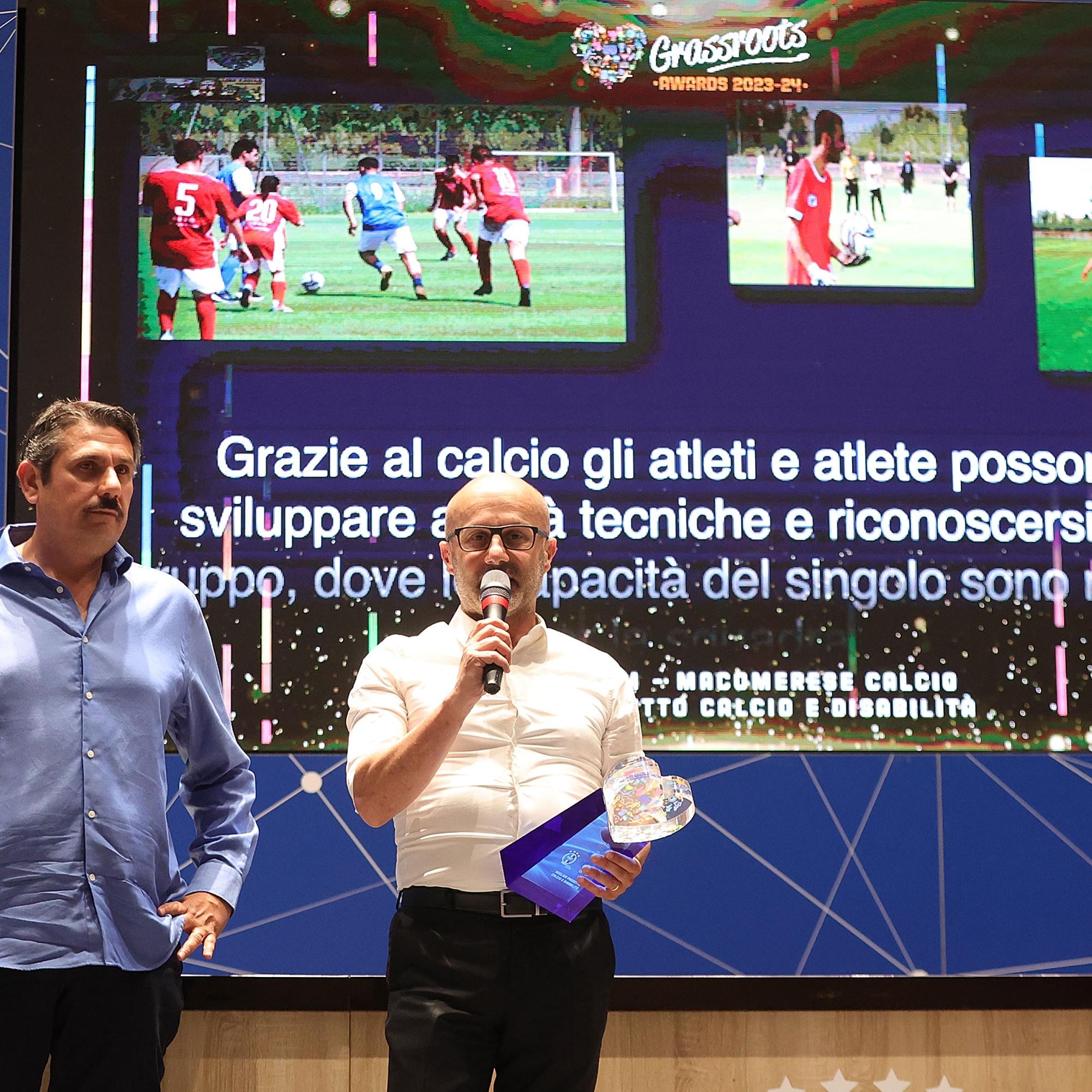 La Macomerese premiata a Coverciano con il Grassroots Award per il 'miglior progetto su calcio e disabilità'
