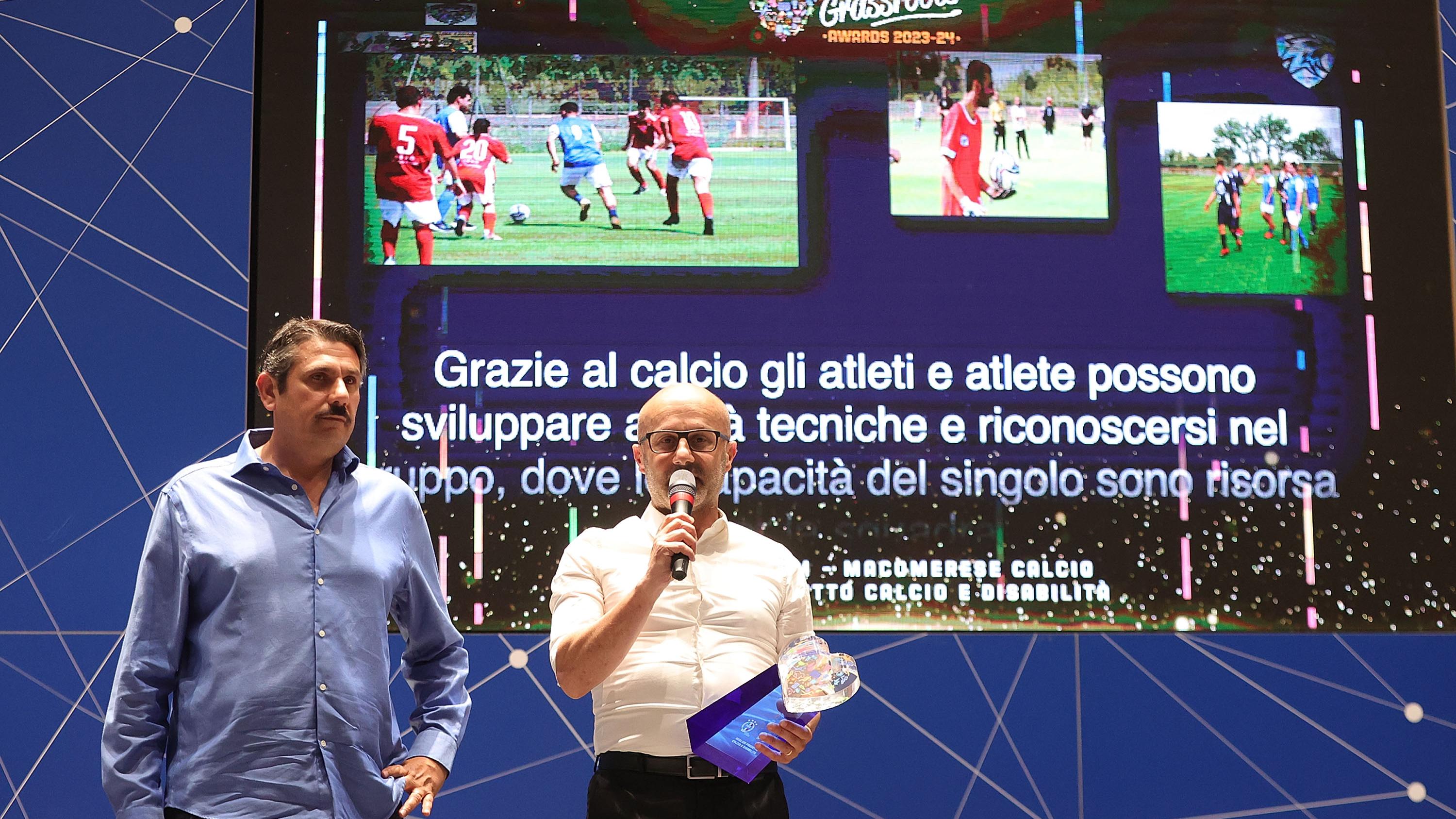 La Macomerese premiata a Coverciano con il Grassroots Award per il 'miglior progetto su calcio e disabilità'