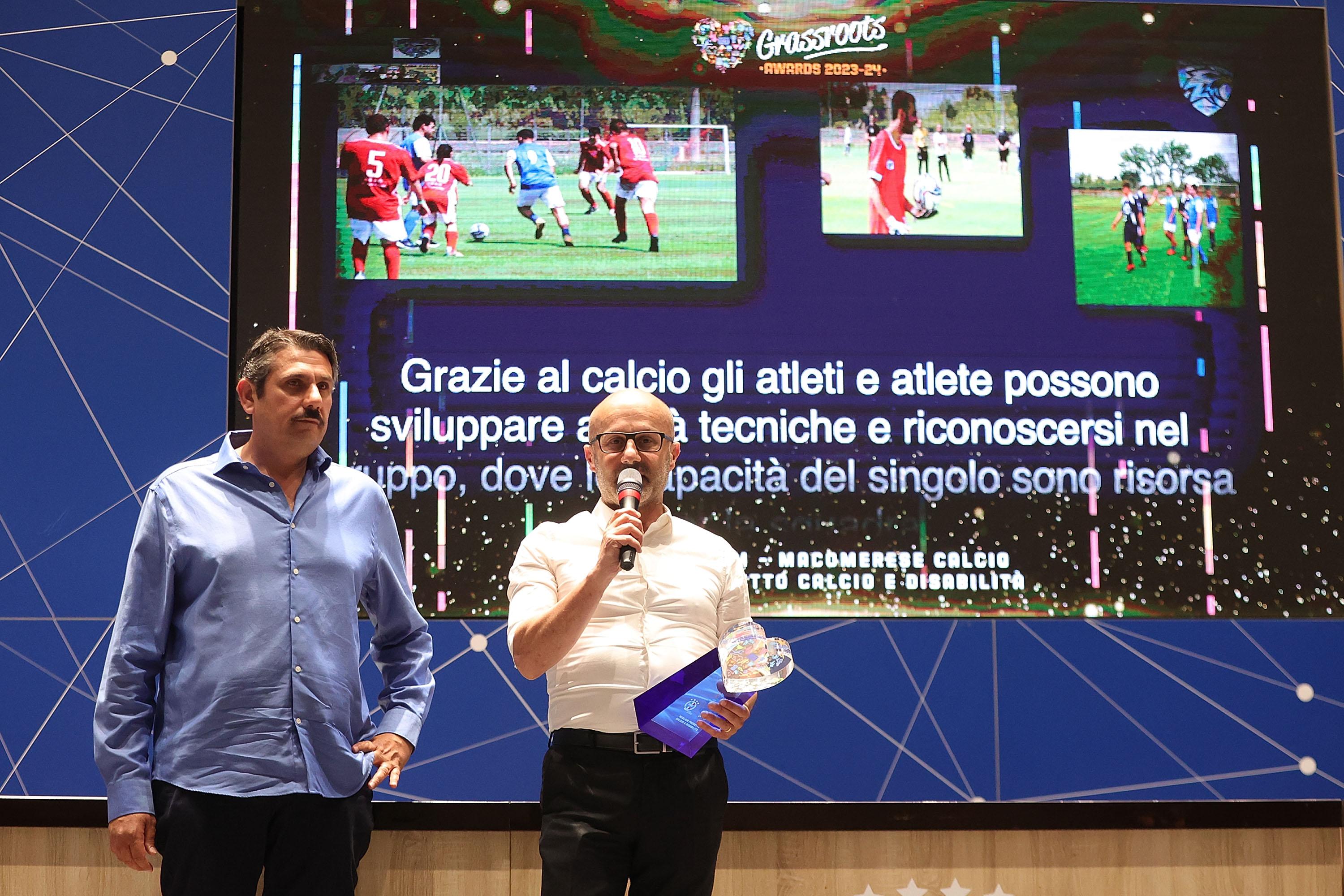 La Macomerese premiata a Coverciano con il Grassroots Award per il 'miglior progetto su calcio e disabilità'