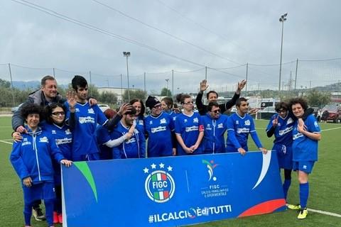 Fair play in primo piano, sabato scorso, nella prima giornata dell'interregionale Abruzzo-Marche