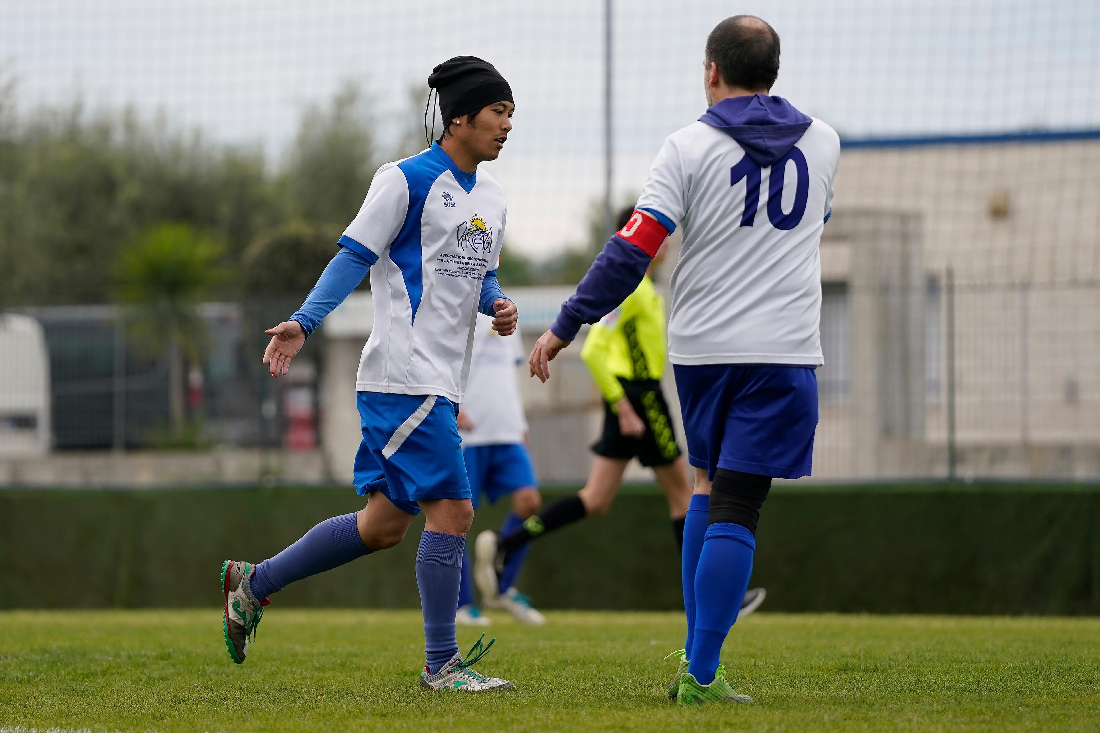 MONTESILVANO, ITALY - APRIL 20: Players celebrate during FIGC DCPS Finali Territoriali Abruzzo at Centro Sportivo Vestina on April 20, 2024 in Montesilvano, Italy.  (Photo by Danilo Di Giovanni/Getty Images)