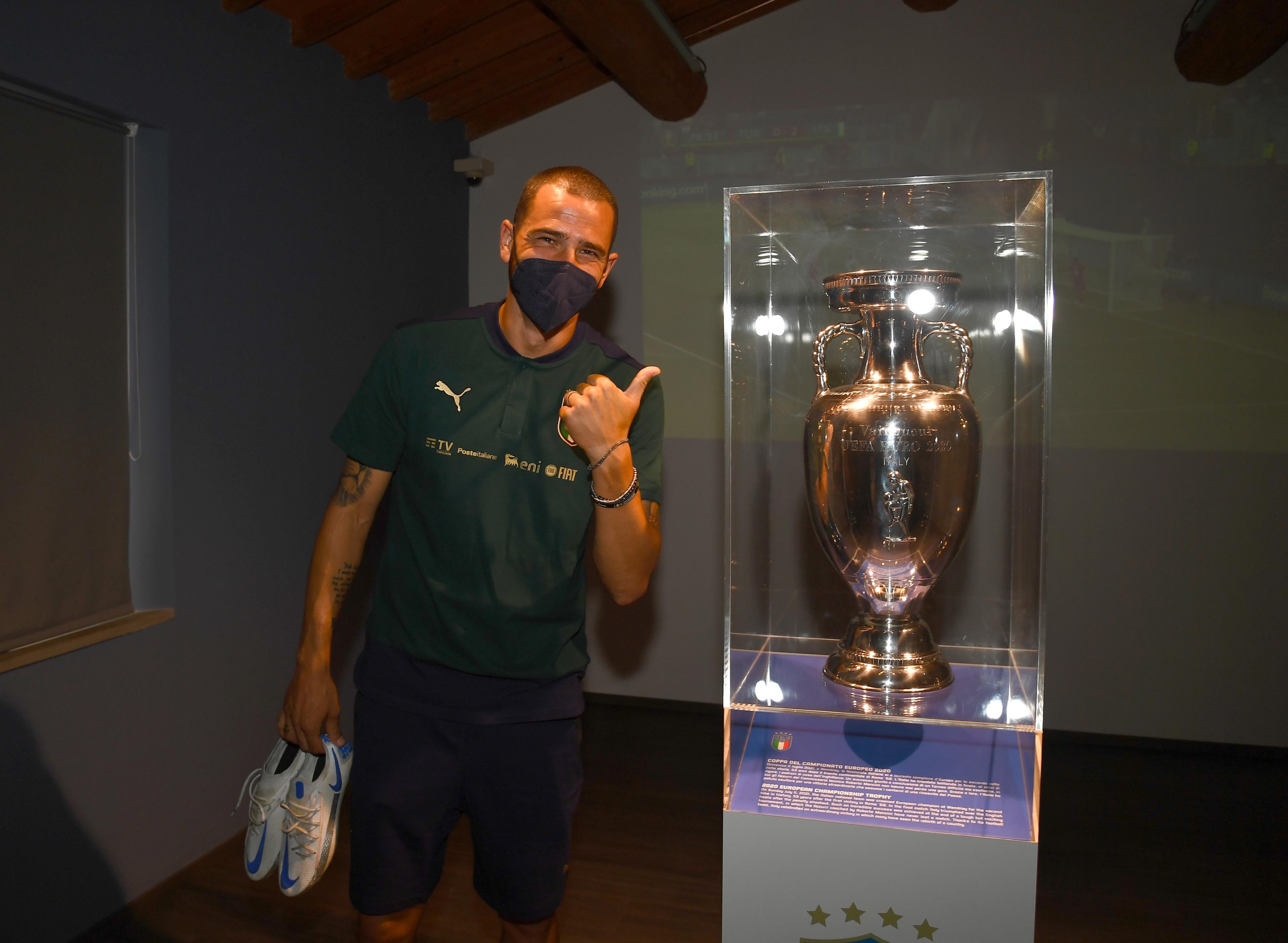 FLORENCE, ITALY - AUGUST 30: Leonardo Bonucci of Italy visits the Football Museum in Coverciano at Centro Tecnico Federale di Coverciano on August 30, 2021 in Florence, Italy. (Photo by Claudio Villa/Getty Images)