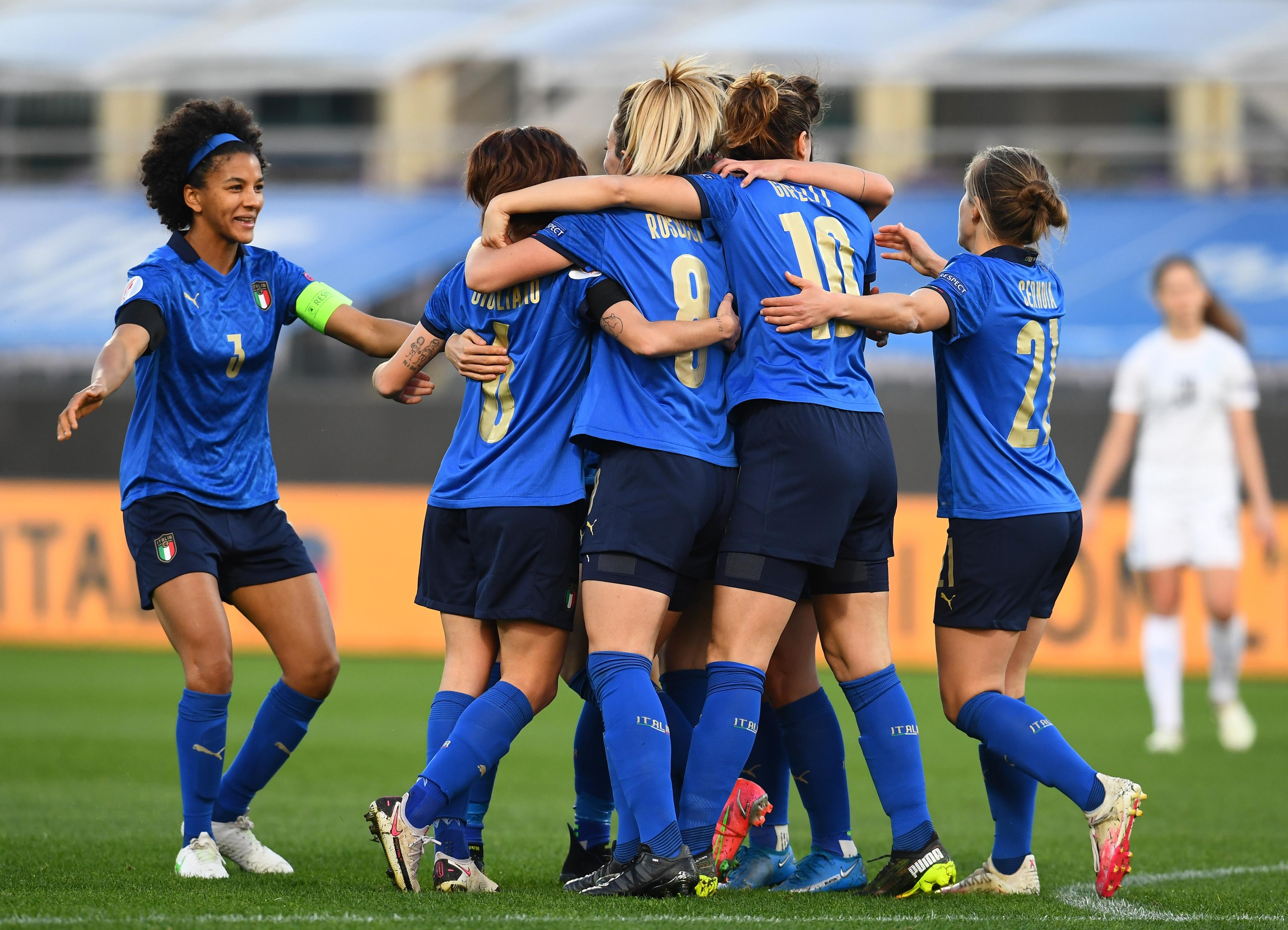 FLORENCE, ITALY - FEBRUARY 24: Valentina Giacinti of Italy celebrates after scoring the opening goal during the UEFA Women's EURO 2022 Qualifier match between Italy and Israel at Stadio Artemio Franchi on February 24, 2021 in Florence, Italy. (Photo by Claudio Villa/Getty Images)
