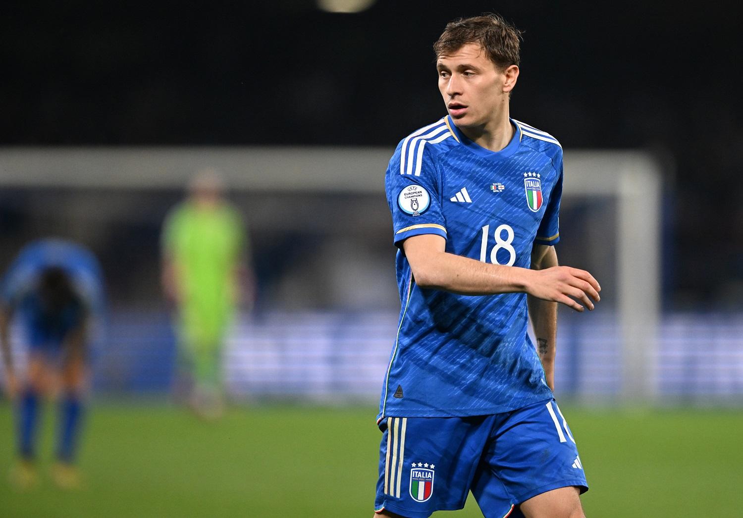 NAPLES, ITALY - MARCH 23: Nicolò Barella of Italy during the UEFA EURO 2024 qualifying round group C match between Italy and England at Stadio Diego Armando Maradona on March 23, 2023 in Naples, Italy. (Photo by Francesco Pecoraro/Getty Images)
