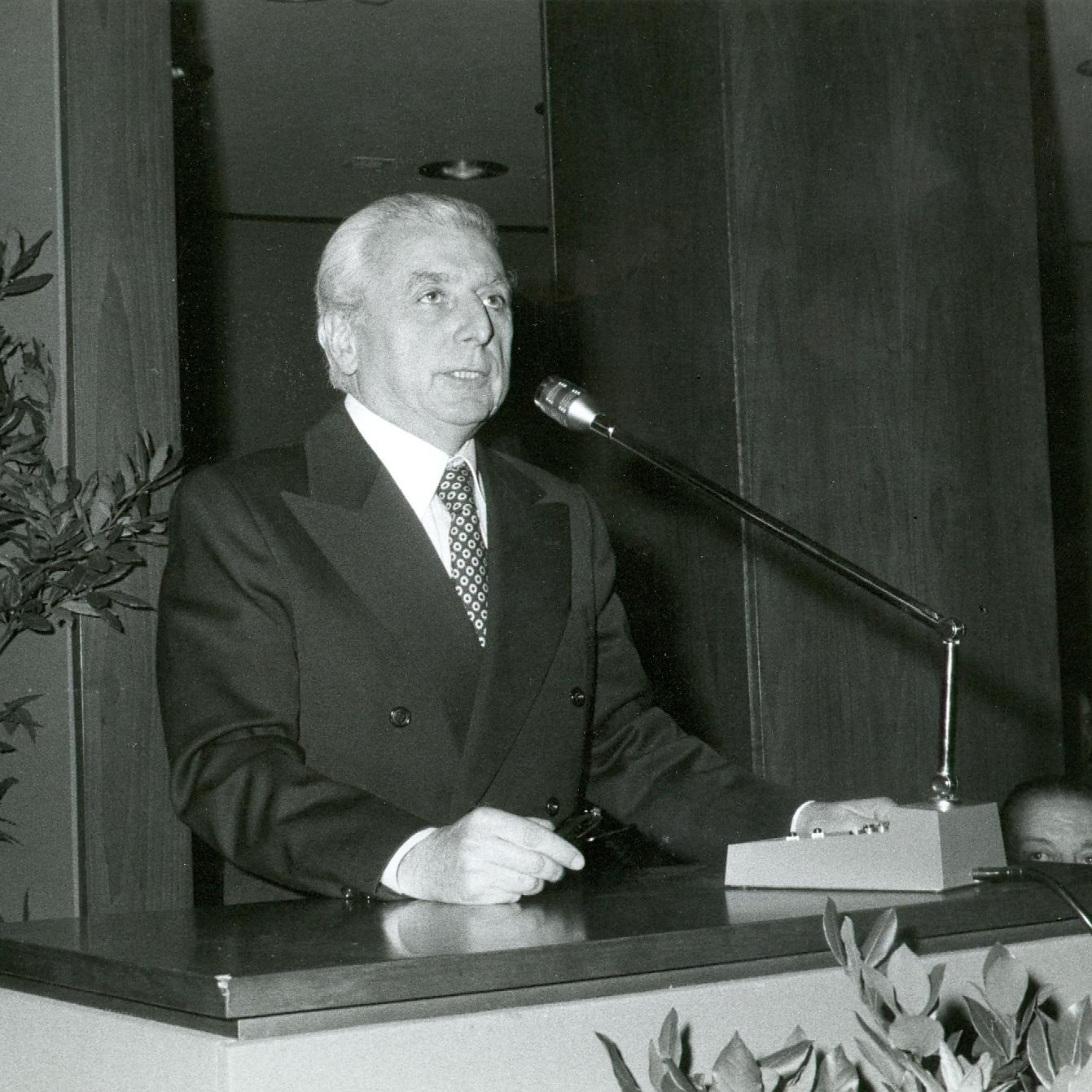 In memory of Artemio Franchi: one hundred and two years ago, one of the greatest Italian sports executives was born