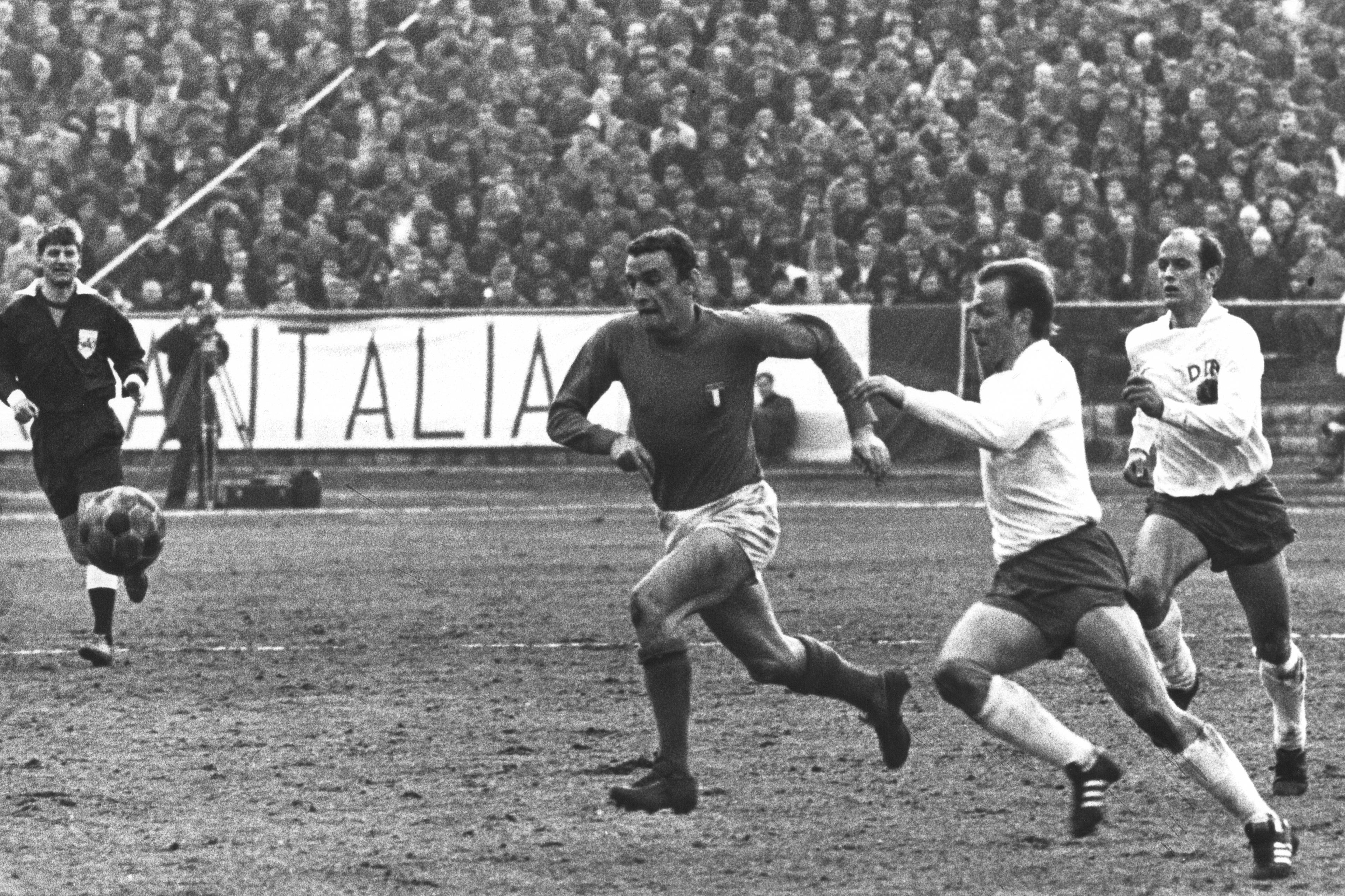 Ottant'anni fa nasceva Gigi Riva: il ‘Rombo di tuono’, campione d’Europa in azzurro nel 1968