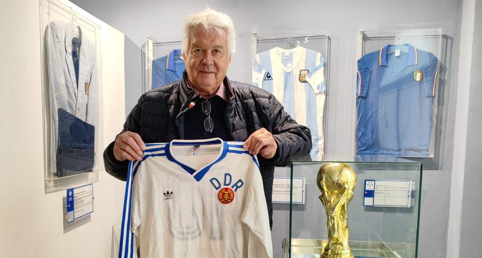 An icon of world football at Coverciano: Sparwasser, East Germany hero