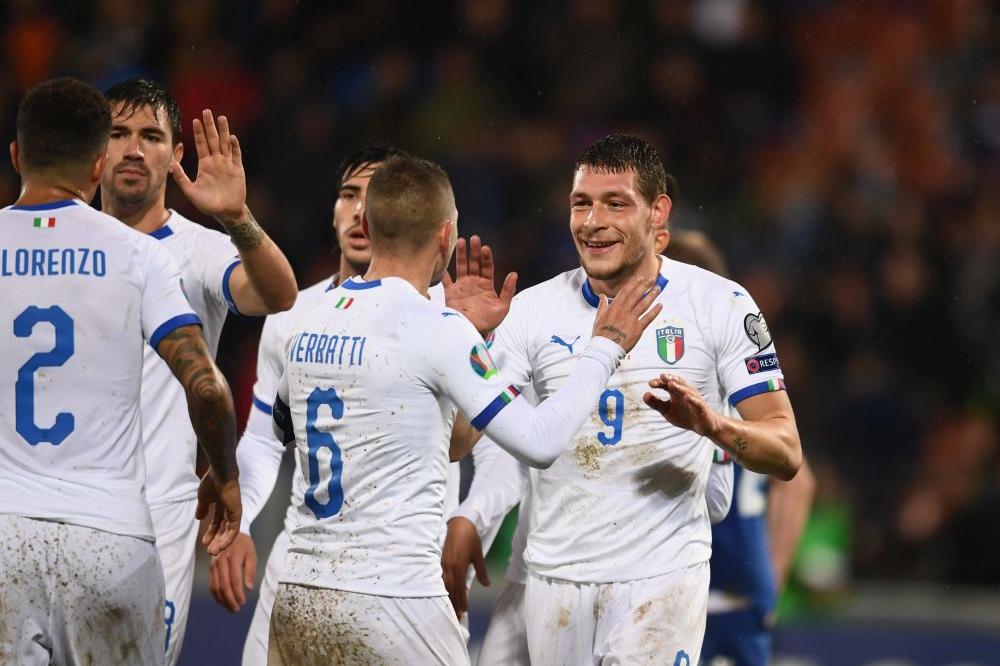 VADUZ, LIECHTENSTEIN - OCTOBER 15:  Andrea Belotti of Italy celebrates after scoring the fifth goal during the UEFA Euro 2020 qualifier between Liechtenstein and Italy on October 15, 2019 in Vaduz, Liechtenstein.  (Photo by Claudio Villa/Getty Images)