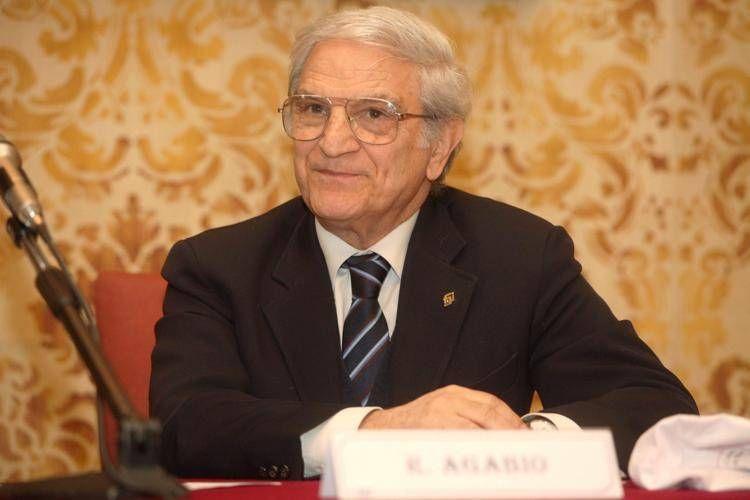 Disposto dal CONI un minuto di silenzio prima delle partite del weekend in memoria del professor Riccardo Agabio