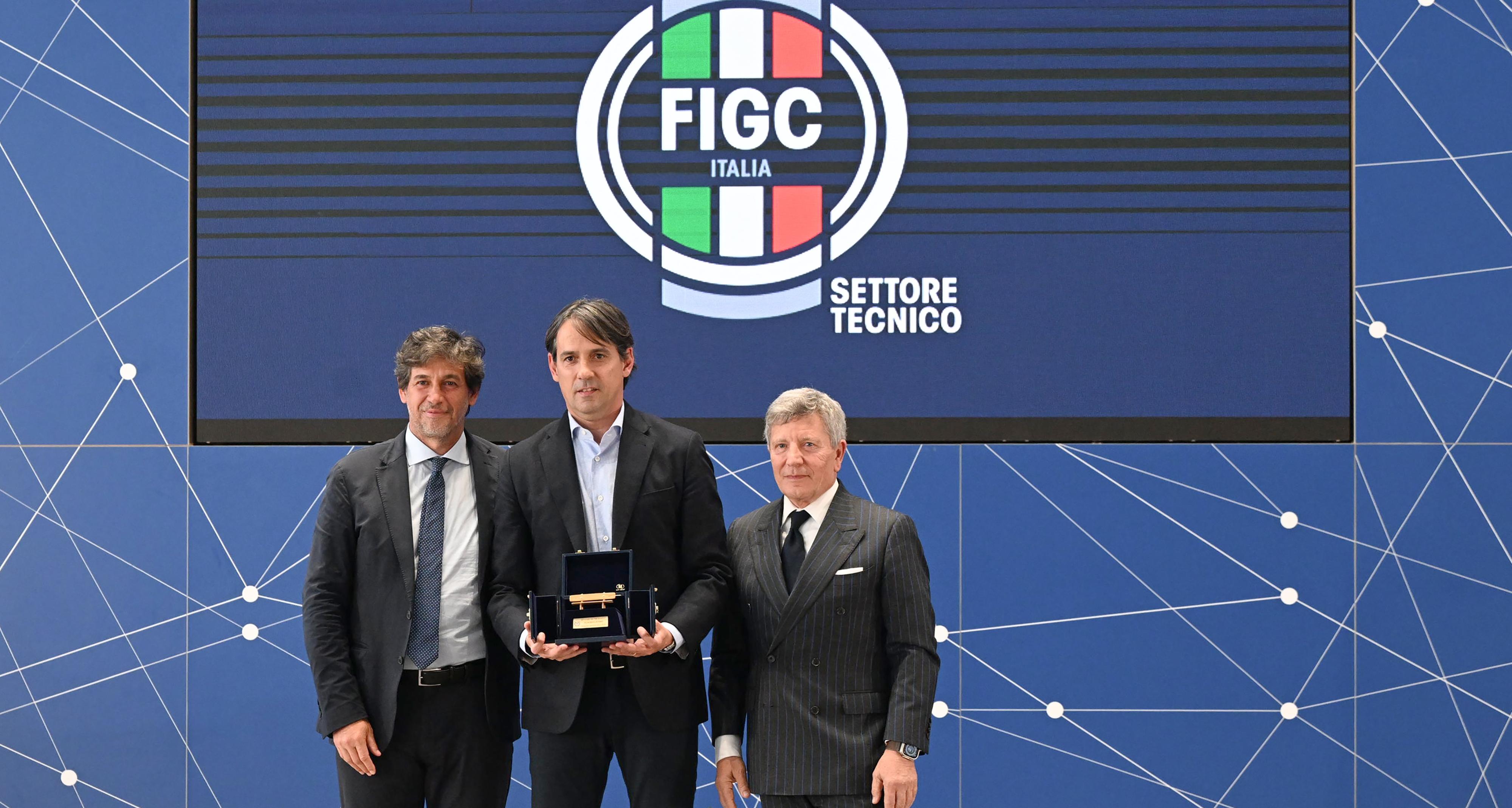 Simone Inzaghi wins the 33rd edition of the Panchina d’oro