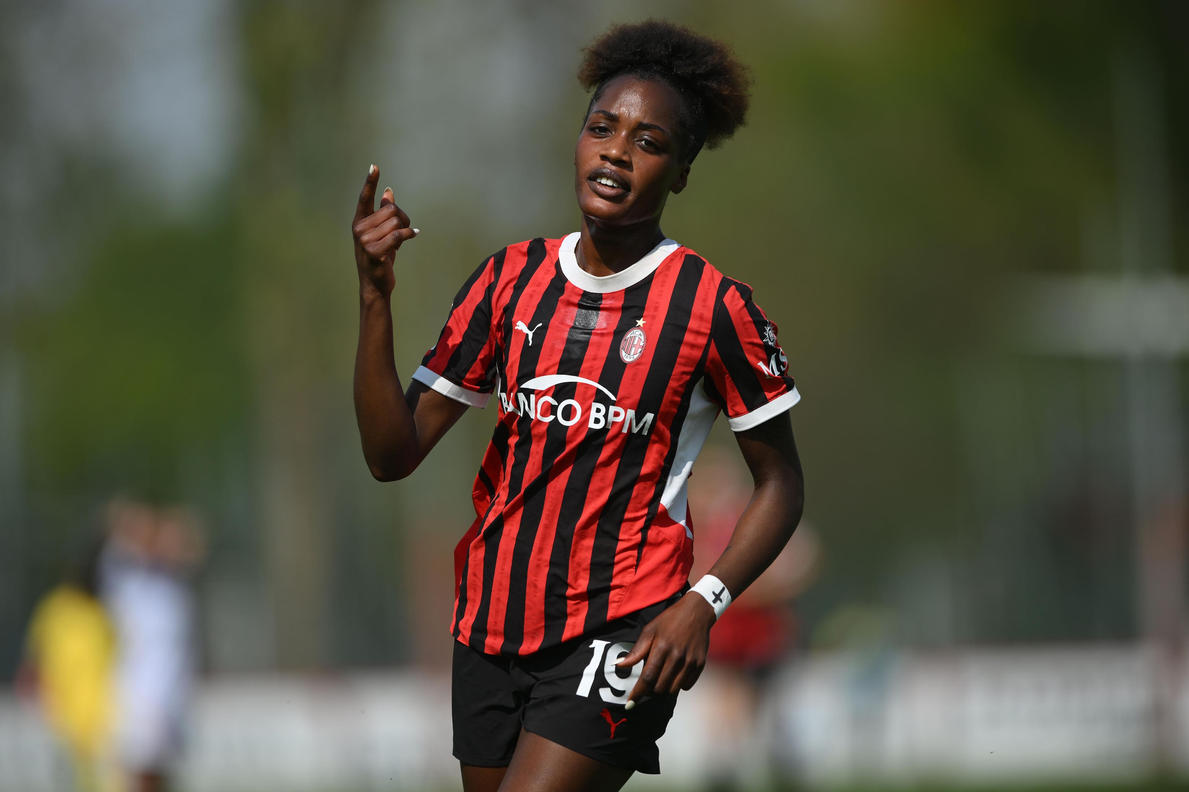 Evelyn Ijeh (Milan Women) ; April 12; 2025 - Football : Italian championship 2024 2025 Femminile ; 24°Day; match between Milan Women 5-3 Fiorentina Women at Peppino Vismara Stadium ; Milano, Italy; ;( photo by aicfoto)(ITALY) [0855]