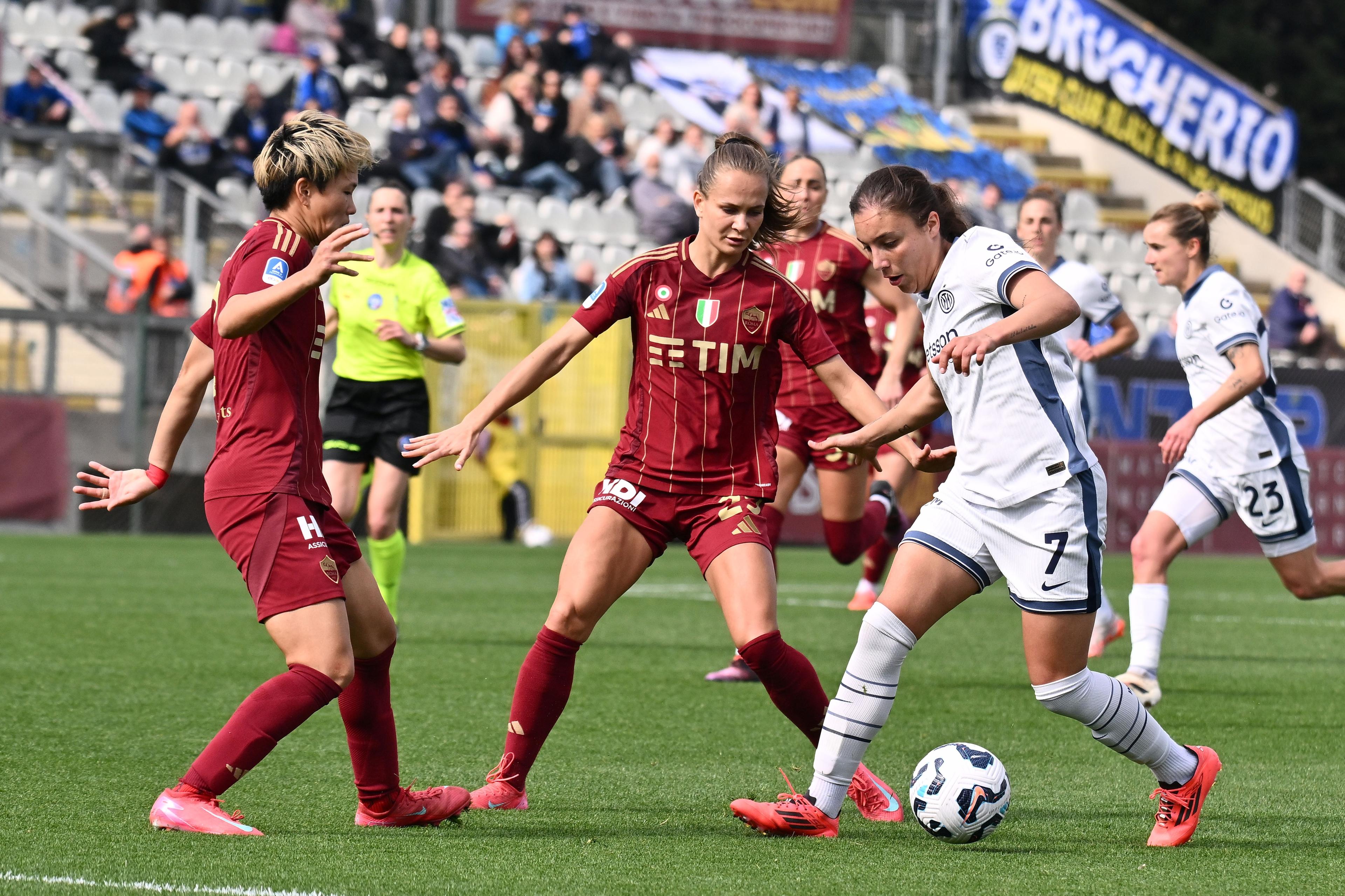 Haley Bugeja (Inter Women)Frederikke Thogersen (Roma Women)Moeka Minami (Roma Women) ; March 9; 2025 - Football : Italian championship 2024 2025 Femminile ; 20°Day; match between Roma Women 2-1 Inter Women at Tre Fontane Stadium ; Roma, Italy; ;( photo by aicfoto)(ITALY) [0855]