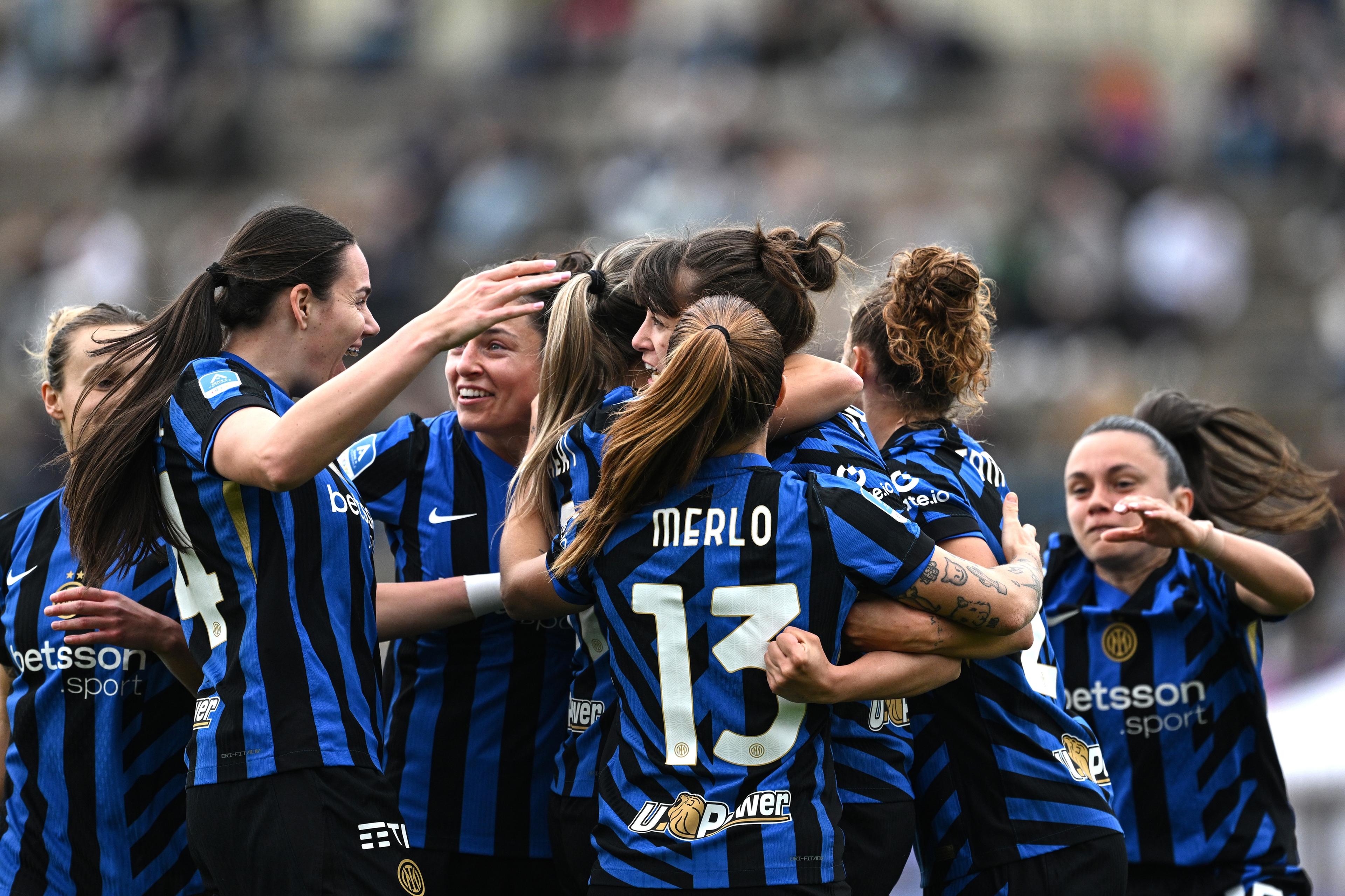 Inter, il 3-0 alla Roma vale una storica qualificazione in Champions League. Sassuolo-Como finisce 3-0
