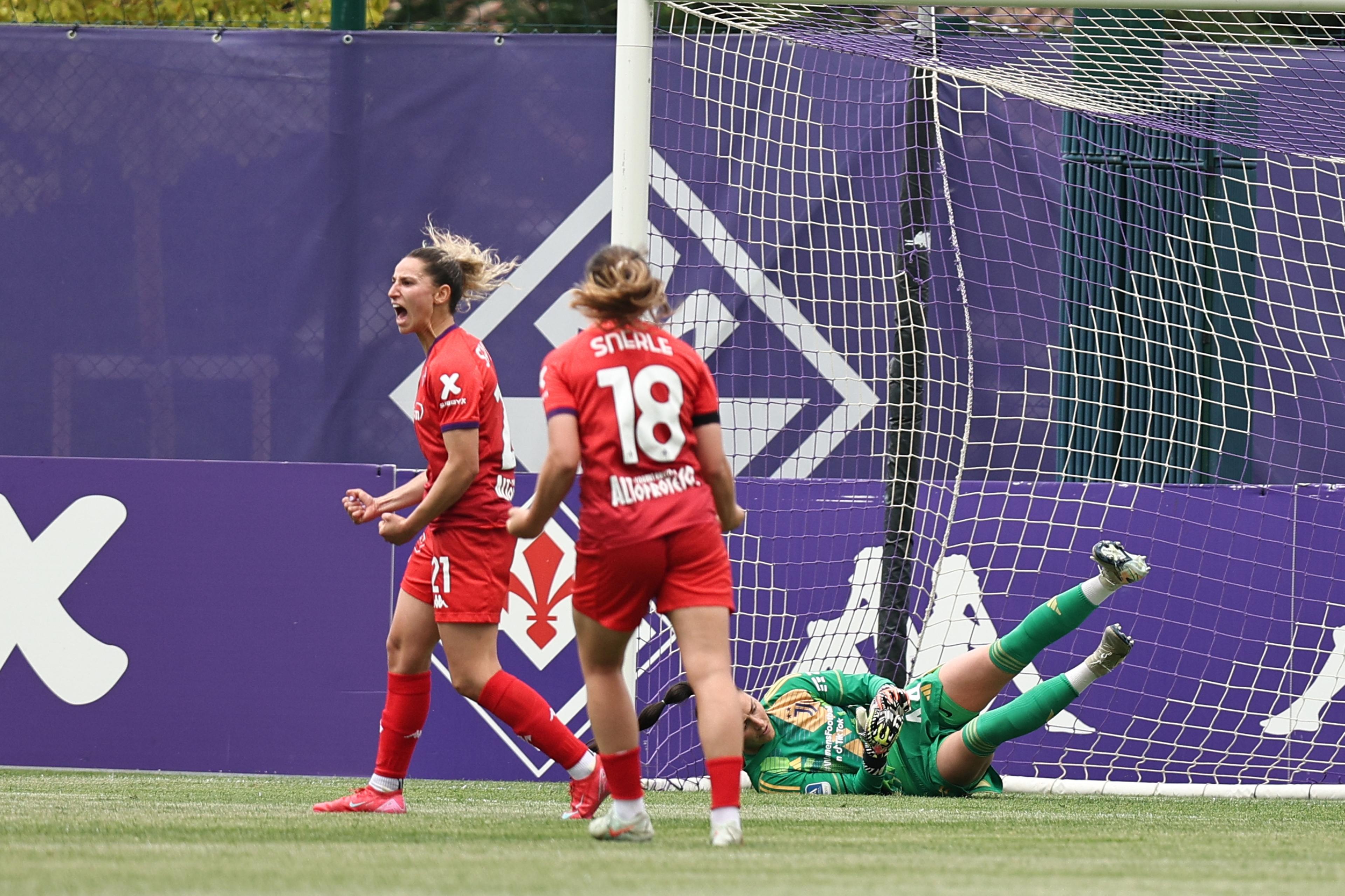 Emma Severini (Fiorentina Women) ; April 25; 2025 - Football : Italian championship 2024 2025 Femminile ; 26°Day; match between Fiorentina Women 3-1 Juventus Women at Curva Fiesole - Viola Park Stadium ; Firenze, Italy; ;( photo by aicfoto)(ITALY) [0855]