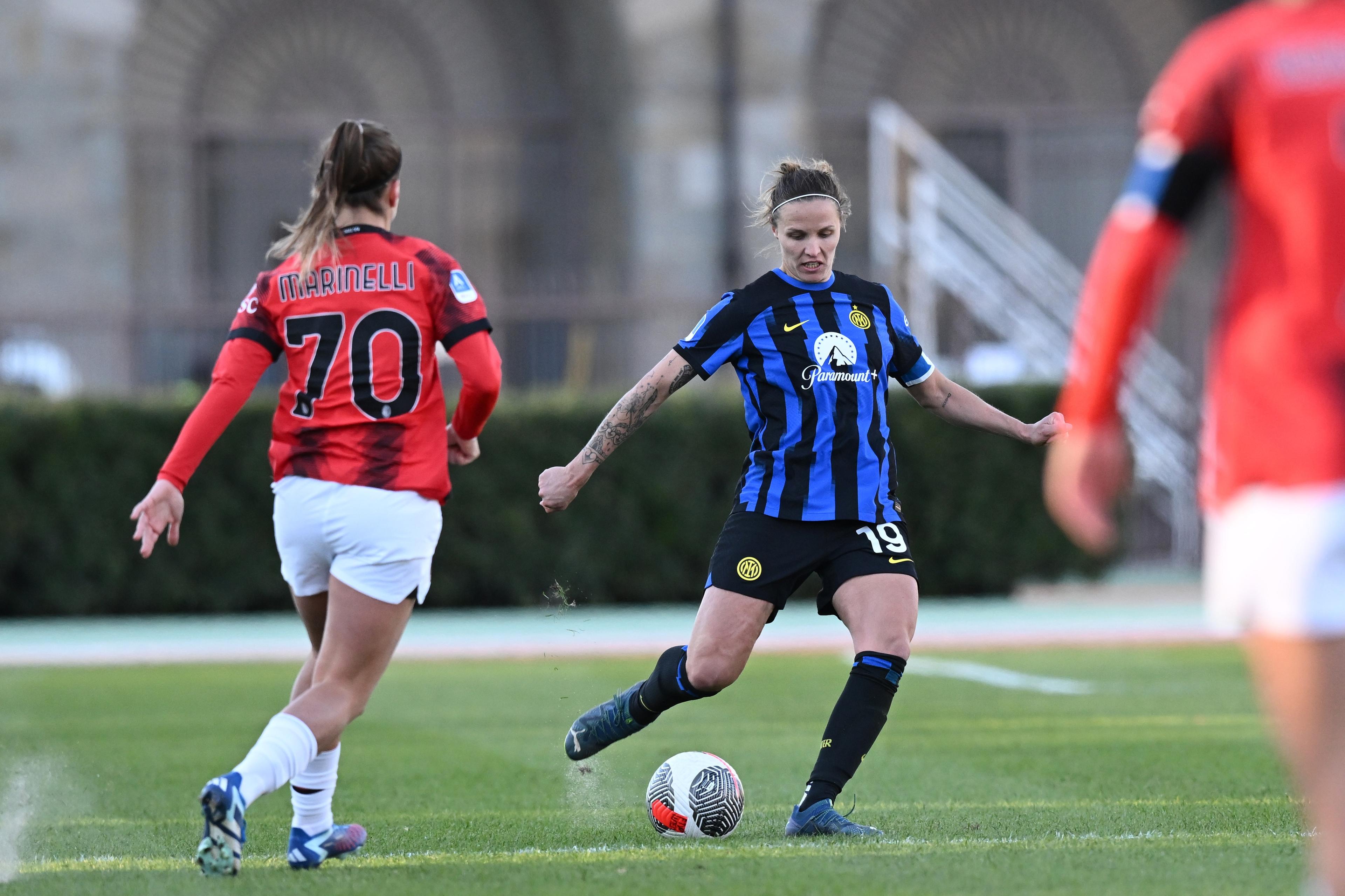 Lisa Alborghetti (Inter Women)Gloria Marinelli (Milan Women) ; November 25; 2023 - Football : Italian championship 2023 2024 Femminile ; 9°Day ; match between Inter Women 1-0 Milan Women at Ernesto Bredai Stadium ; Milano, Italy; ;( photo by aicfoto)(ITALY) [0855]