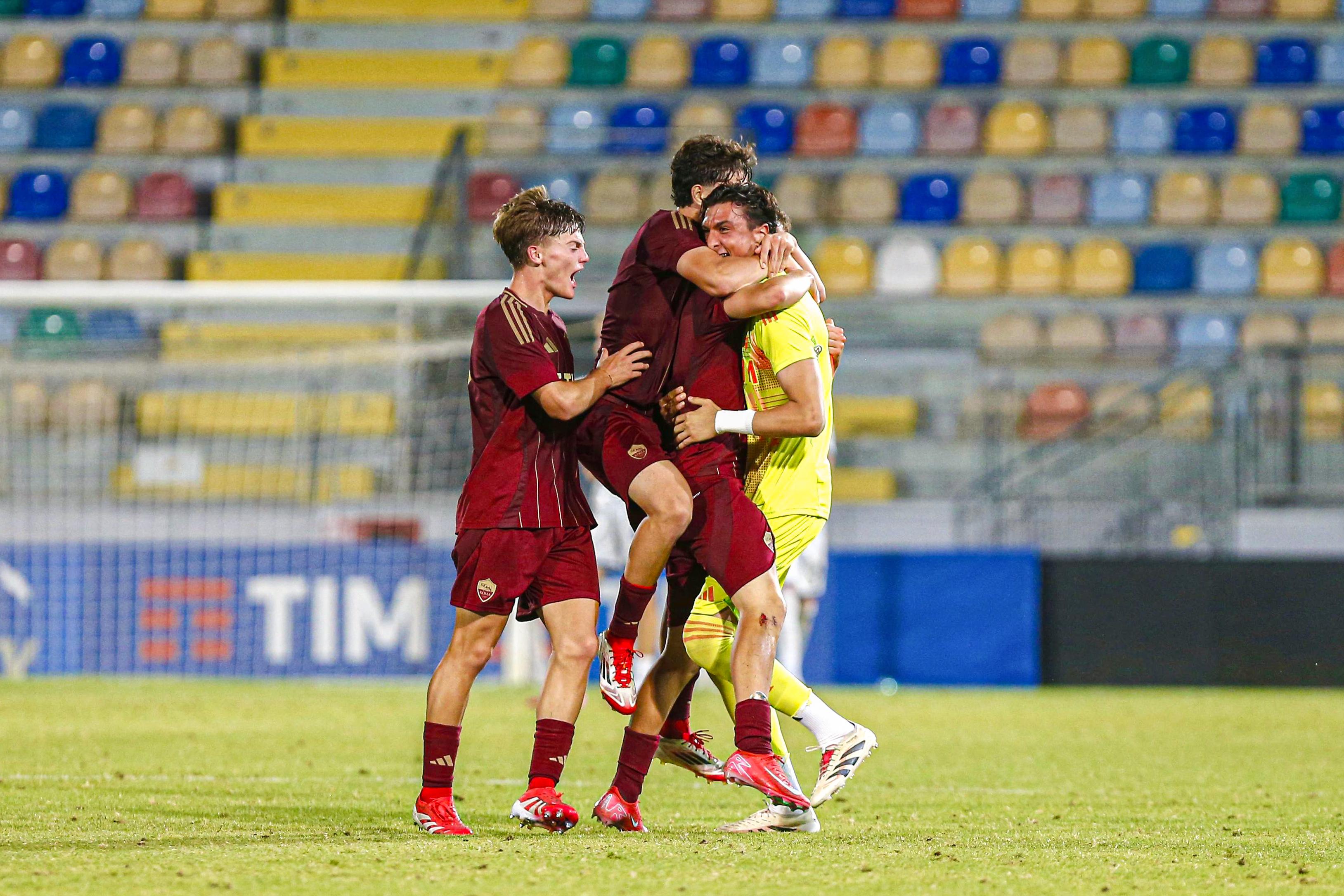 Under 18 Professionisti, Roma e Torino conquistano la finale: il 12 giugno a Latina la sfida scudetto