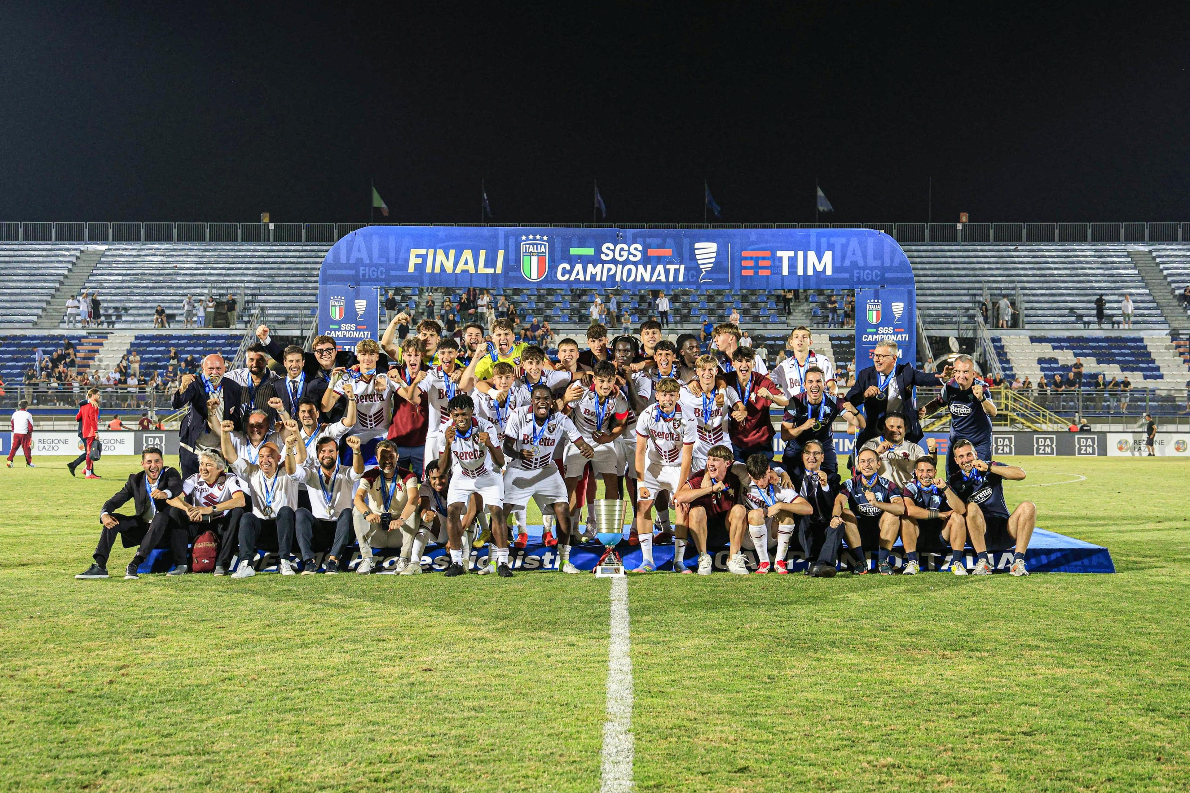Under 18 Professionisti, il Torino fa la storia: 2-1 alla Roma ai supplementari, è il primo scudetto. Vegliato: \"Emozioni indescrivibili\"