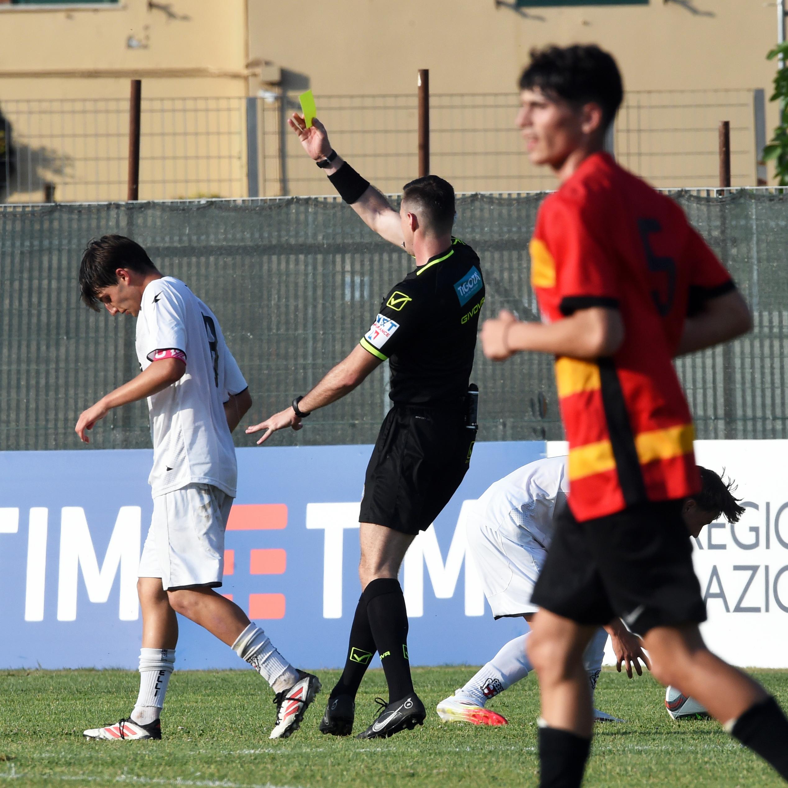 Benevento in festa a Viterbo: 4-0 alla Pro Vercelli e finale conquistata