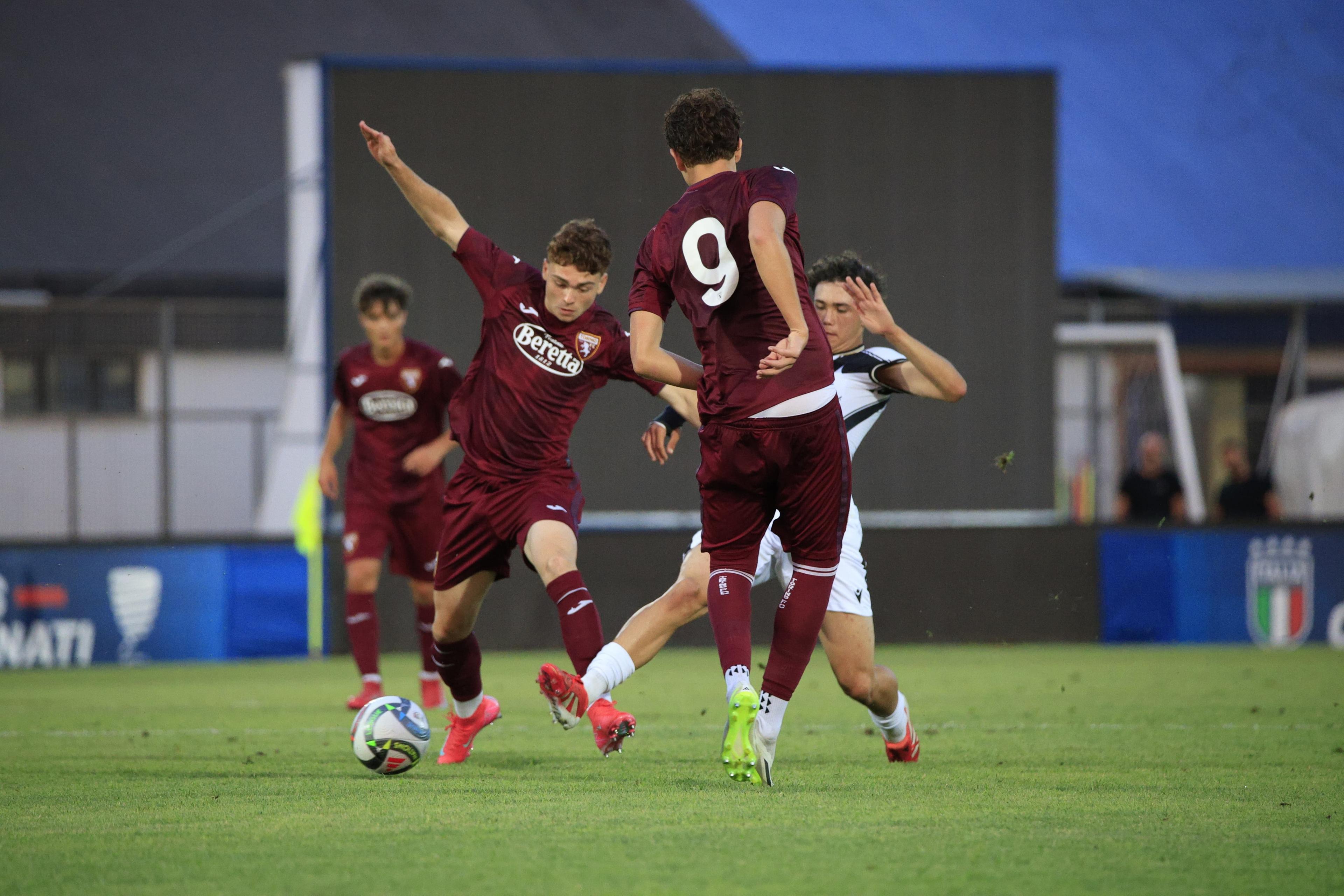 Under 17 Serie A e B, sfida scudetto al 'Benito Stirpe': Milan e Torino a caccia del titolo