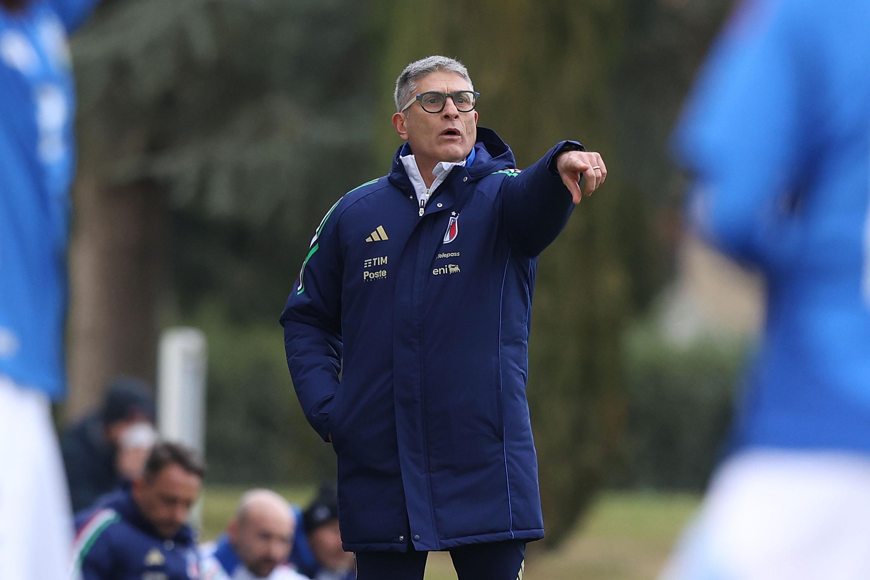 FLORENCE, ITALY - JANUARY 21: Massimiliano Favo manager of Italy U17 gestures during the International Friendly match between Italy U17 and Spain U17 on January 21, 2025 in Florence, Italy.  (Photo by Gabriele Maltinti - FIGC/FIGC via Getty Images) *** Local Caption *** Massimiliano Favo
