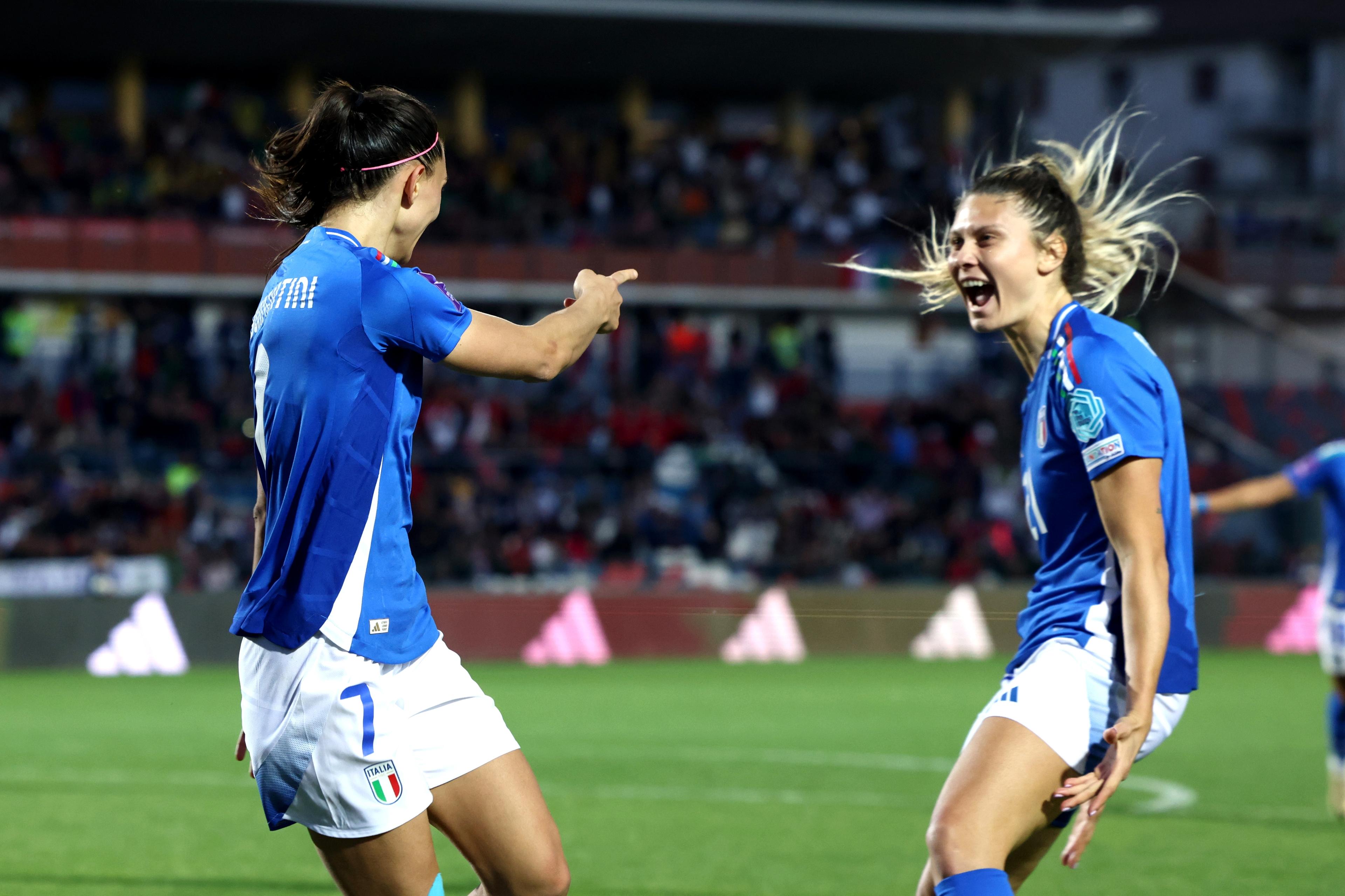 COSENZA, ITALY - APRIL 05: Agnese Bonfantini of Italy celebrates with her teammates Michela Cambiaghi after scoring her team\\'s second goal during the UEFA EURO 2025 Women\\'s Qualifiers between Italy and Netherlands at Stadio San Vito on April 05, 2024 in Cosenza, Italy.  (Photo by Maurizio Lagana/Getty Images)