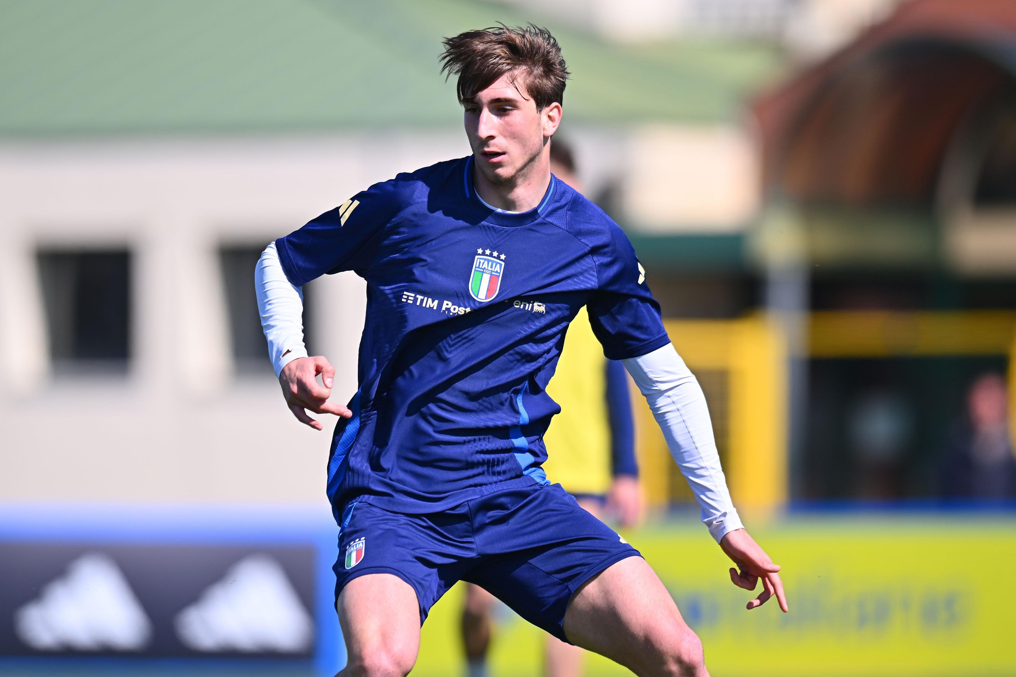 PADOVA, ITALY - MARCH 19:Fabio Miretti of Italy U21 during the Italy U21 Training Session at Stadio Comunale di Abano Terme on March 19, 2025 in Padova, Italy. (Photo by FIGC/FIGC via Getty Images)