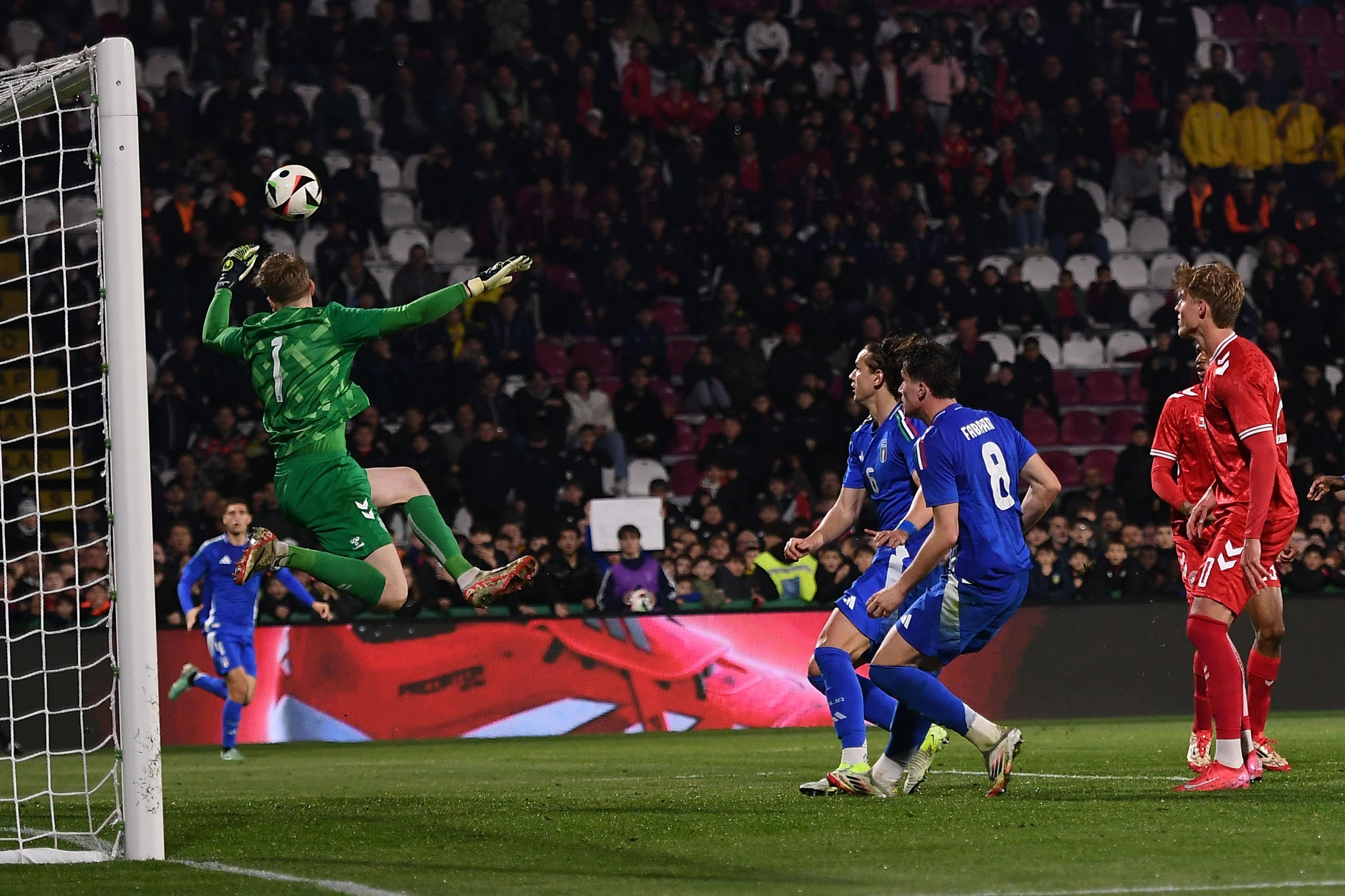 CITTADELLA, ITALY - MARCH 24: Daniele Ghilardi of Italy U21 misses a goal during the International Friendly match between Italy U21 and Denmark U21 on March 24, 2025 in Cittadella, Italy. (Photo by Alessandro Sabattini - FIGC/FIGC via Getty Images)