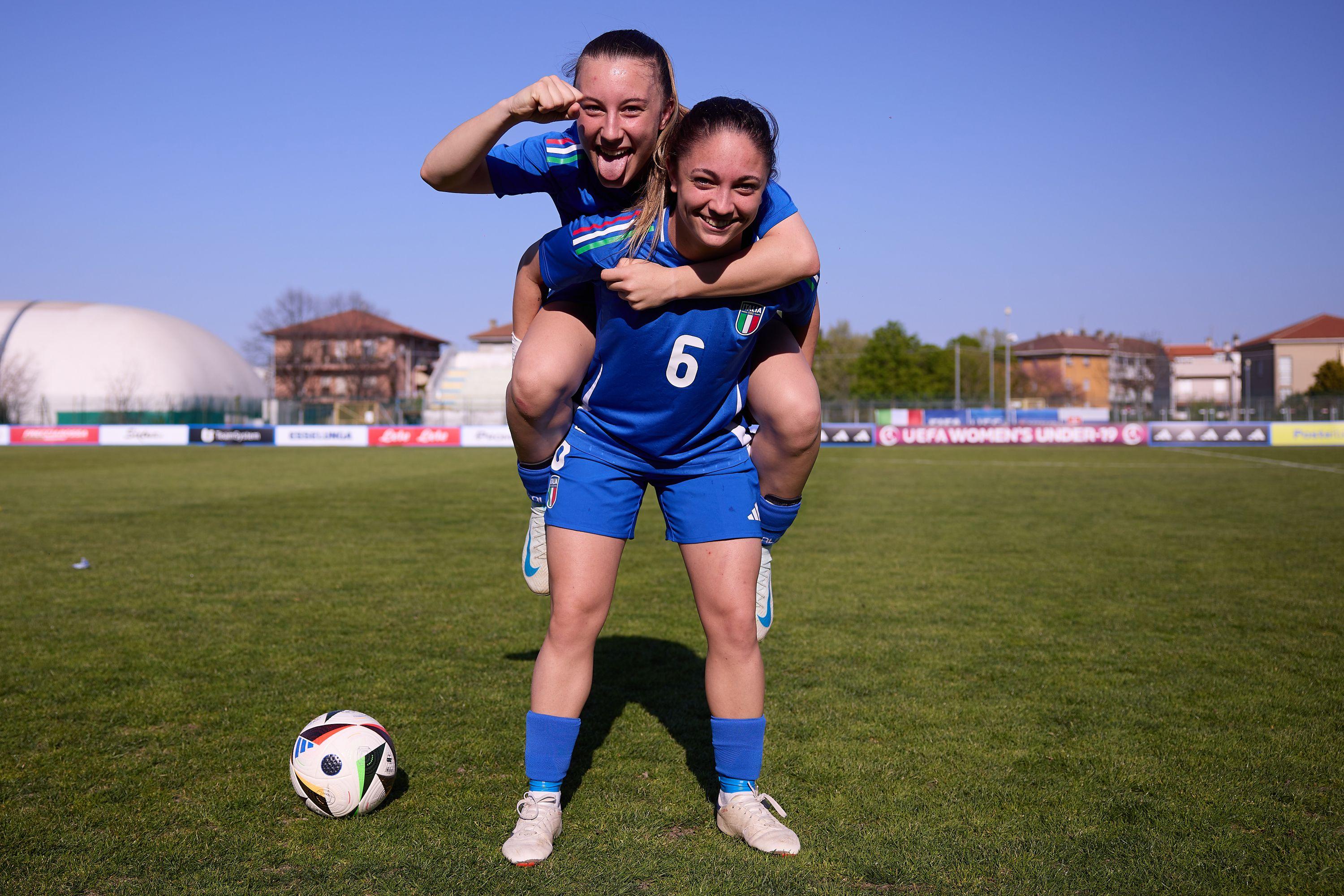 SANT'ARCANGELO DI ROMAGNA, ITALY - APRIL 05: Martina Tosello and Maya Cherubini of Italy celebrate winning against Slovakia during the UEFA European Women's Under-19 Championship round 2 match between Italy and Slovakia at Stadio Valentino Mazzola on April 05, 2025 in Sant'Arcangelo di Romagna, Italy. (Photo by Emmanuele Ciancaglini/FIGC via Getty Images)
