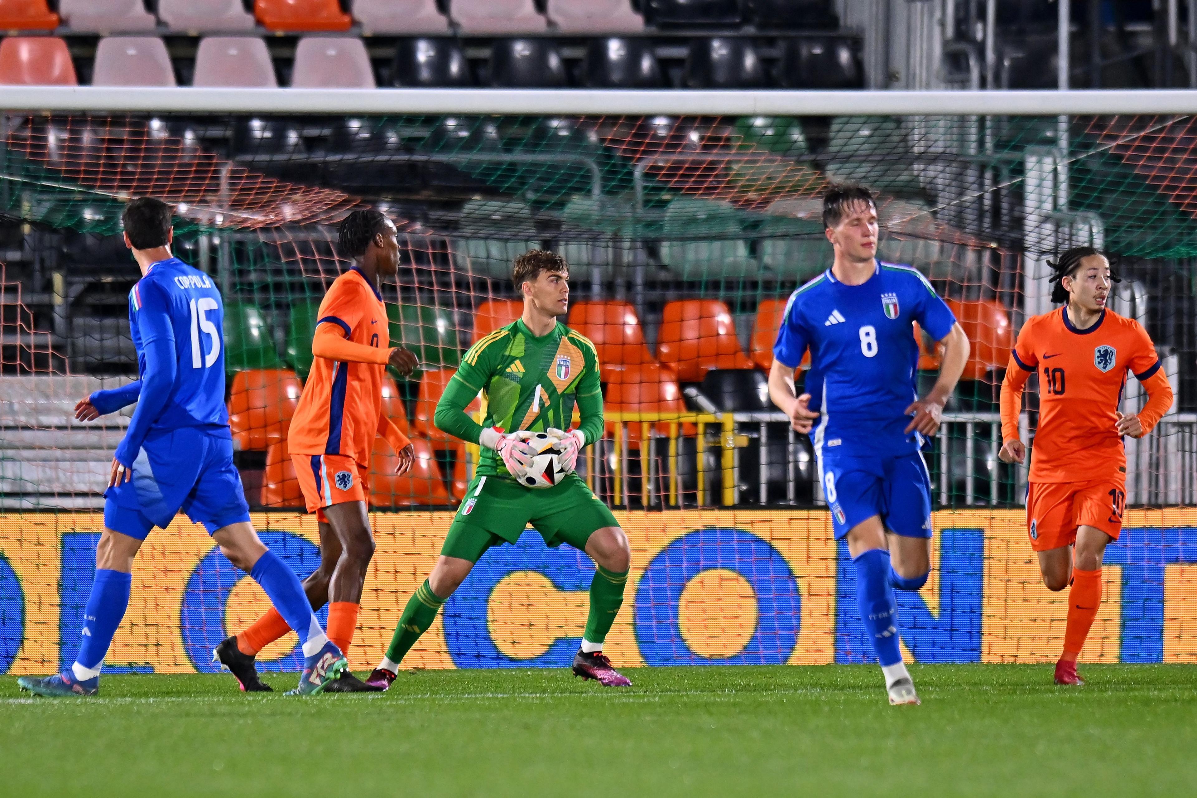 VENICE, ITALY - MARCH 21: Sebastiano Desplanches of Italy U21 during the U21 international friendly match between U21 Italy and U21 Netherlands at Stadio Pier Luigi Penzo on March 21, 2025 in Venice, Italy. (Photo by Alessandro Sabattini - FIGC/FIGC via Getty Images)