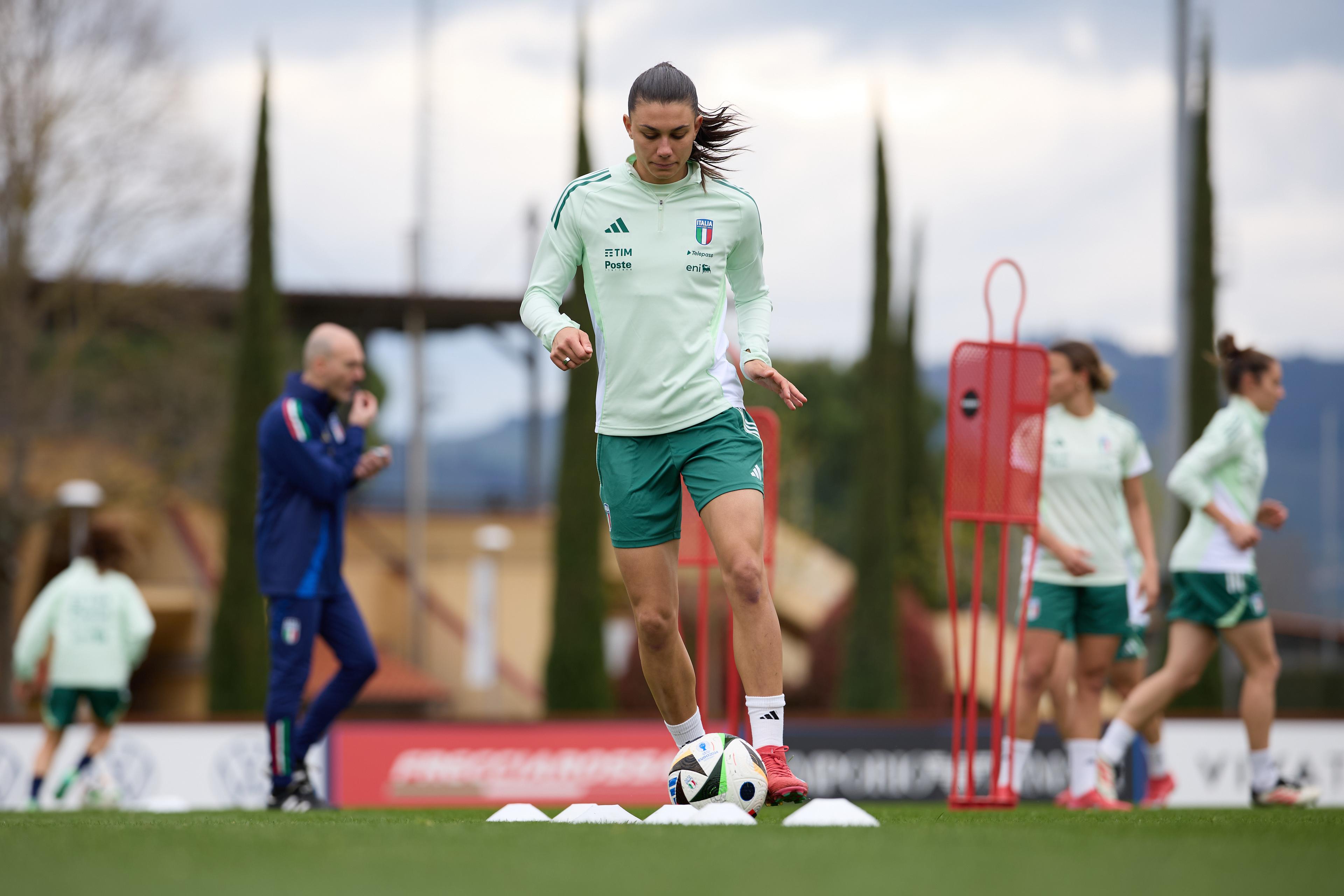 FLORENCE, ITALY - APRIL 01: Agnese Bonfantini of Italy during Italy Women Training Session at Centro Tecnico Federale di Coverciano on April 01, 2025 in Florence, Italy. (Photo by Emmanuele Ciancaglini/FIGC via Getty Images)