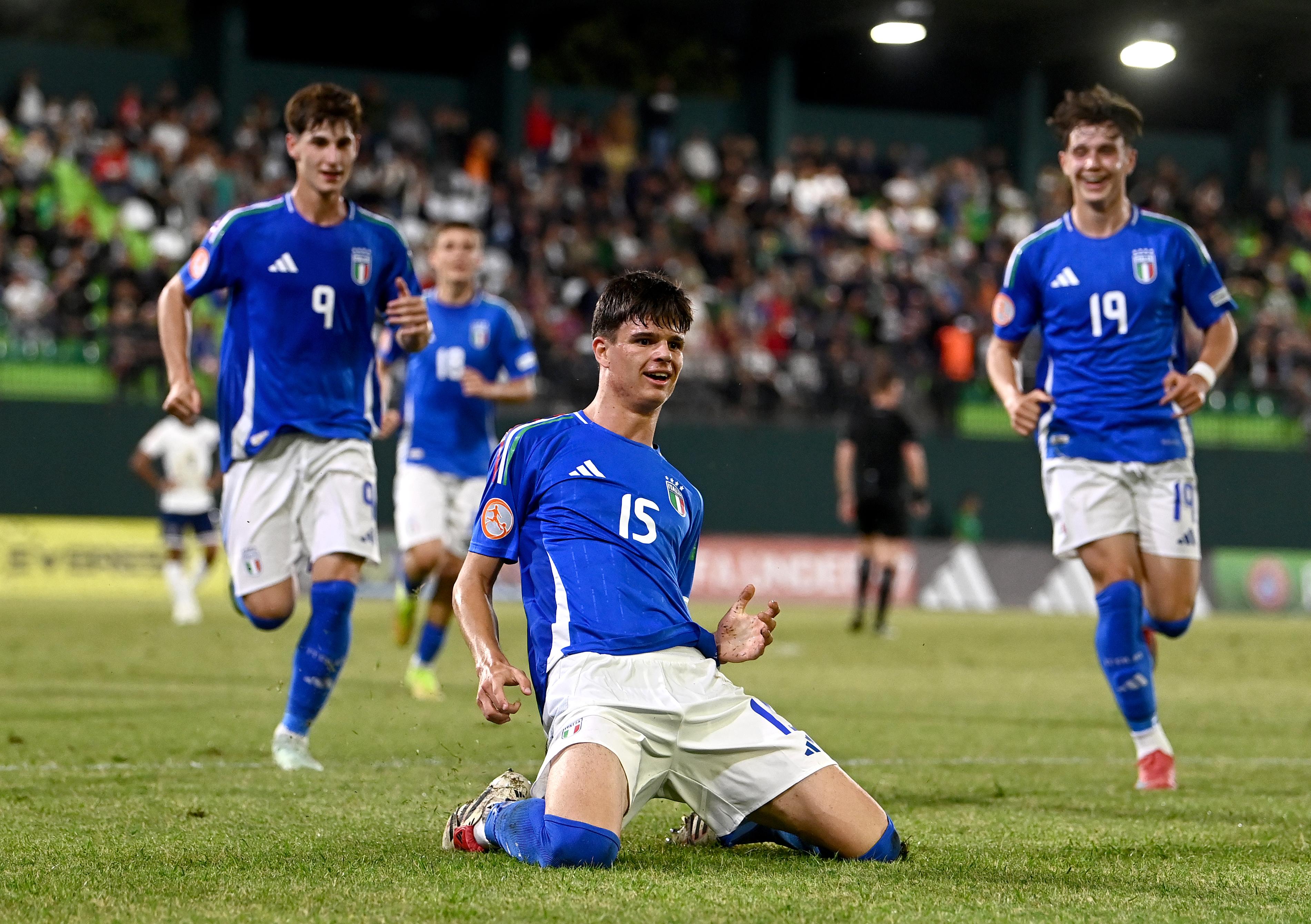 RROGOZHINE, ALBANIA - MAY 23: â Cristiano De Paoli of Italy celebrates after scoring their first side goal during the UEFA European Under-17 Championship match between Italy and England at Egnatia on May 23, 2025 in Rrogozhine, Albania. (Photo by Ben McShane - Sportsfile/UEFA via Getty Images)