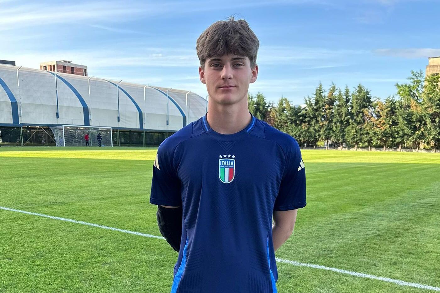Andrea Maran, in porta grazie al padre, sognando Buffon e Donnarumma: \"La maglia azzurra regala emozioni uniche\"