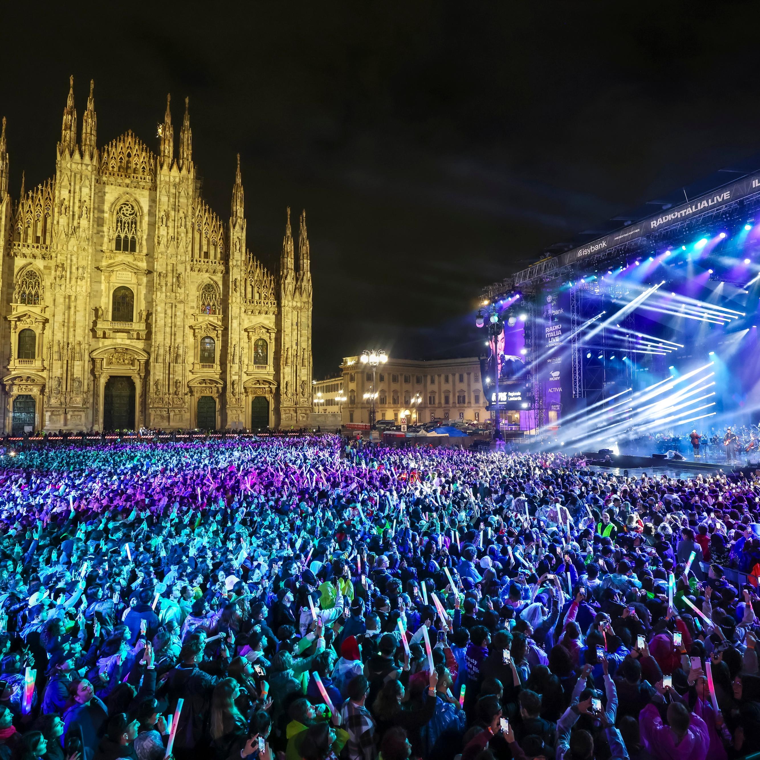 'Radio Italia Live - Il Concerto' venerdì in Piazza Duomo a Milano: prima dello show il videomessaggio dei Ct Spalletti e Soncin
